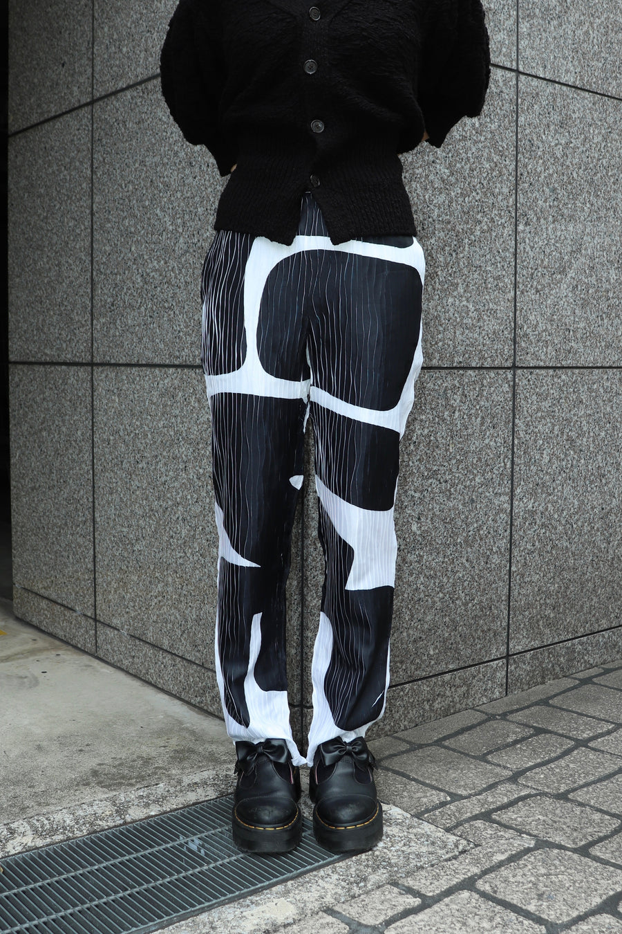 【25ss先行予約】BELPER  2025ss LOVE PLEATED PANTS(BLACK) ※3月入荷予定予約品