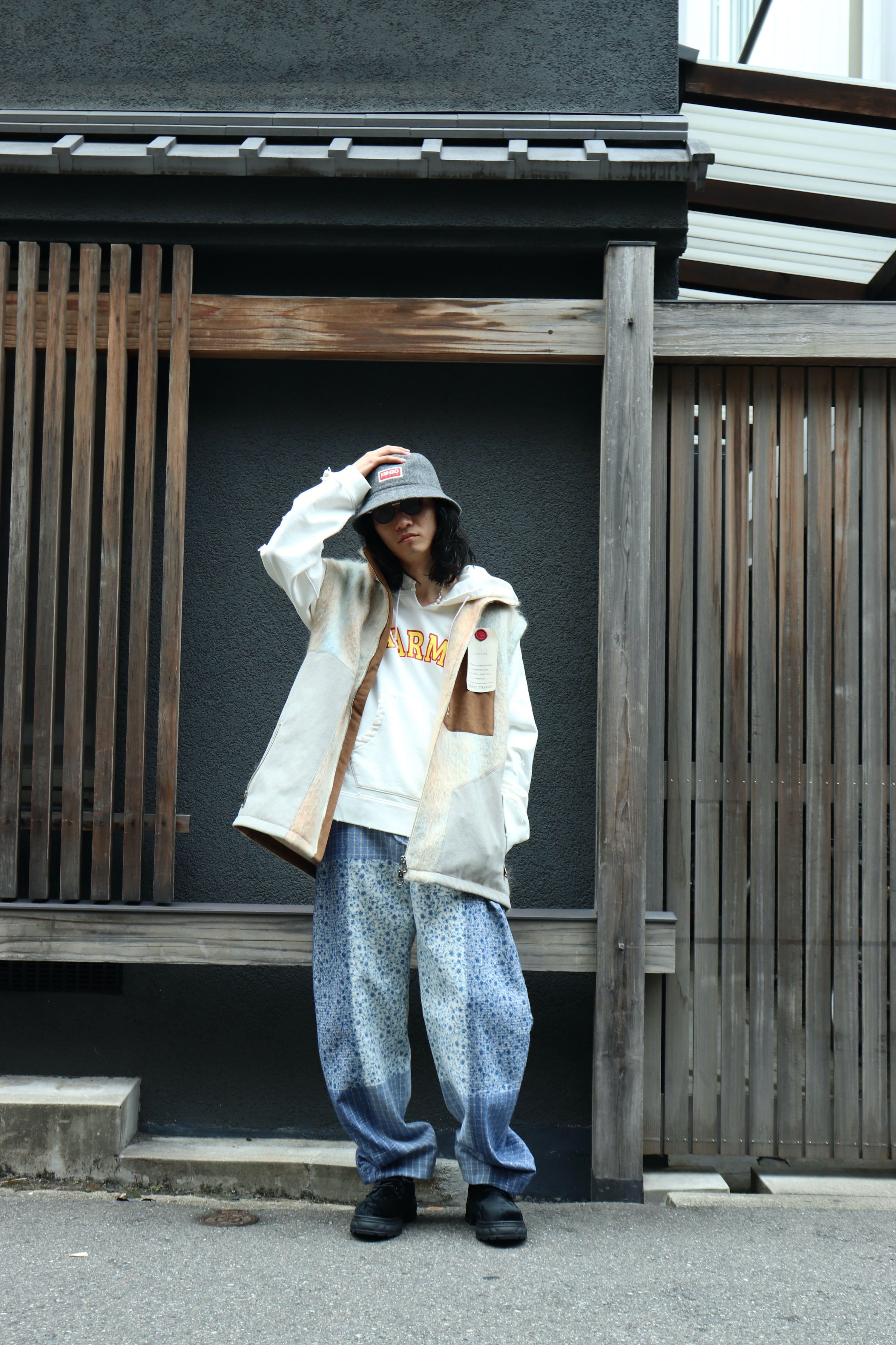 パンツ FLUSS JUST TAKING MOOD OF RACING TROUSER fluss(フルス)のjust taking mood of racing trousers(パンツ)の通販
