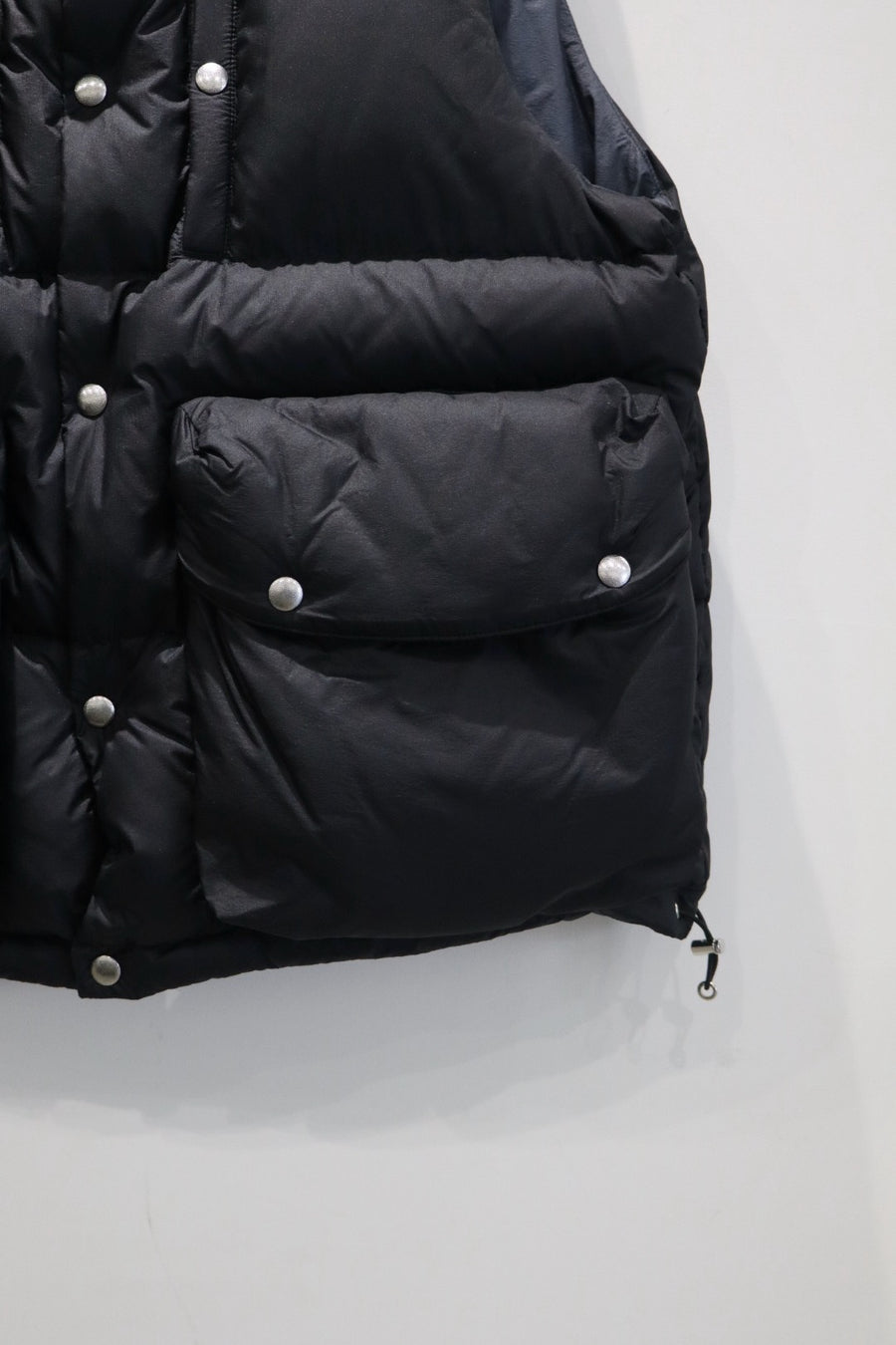 SUGARHILL  PUFFER REVERSIVLE VEST(BLACK × NAVY)