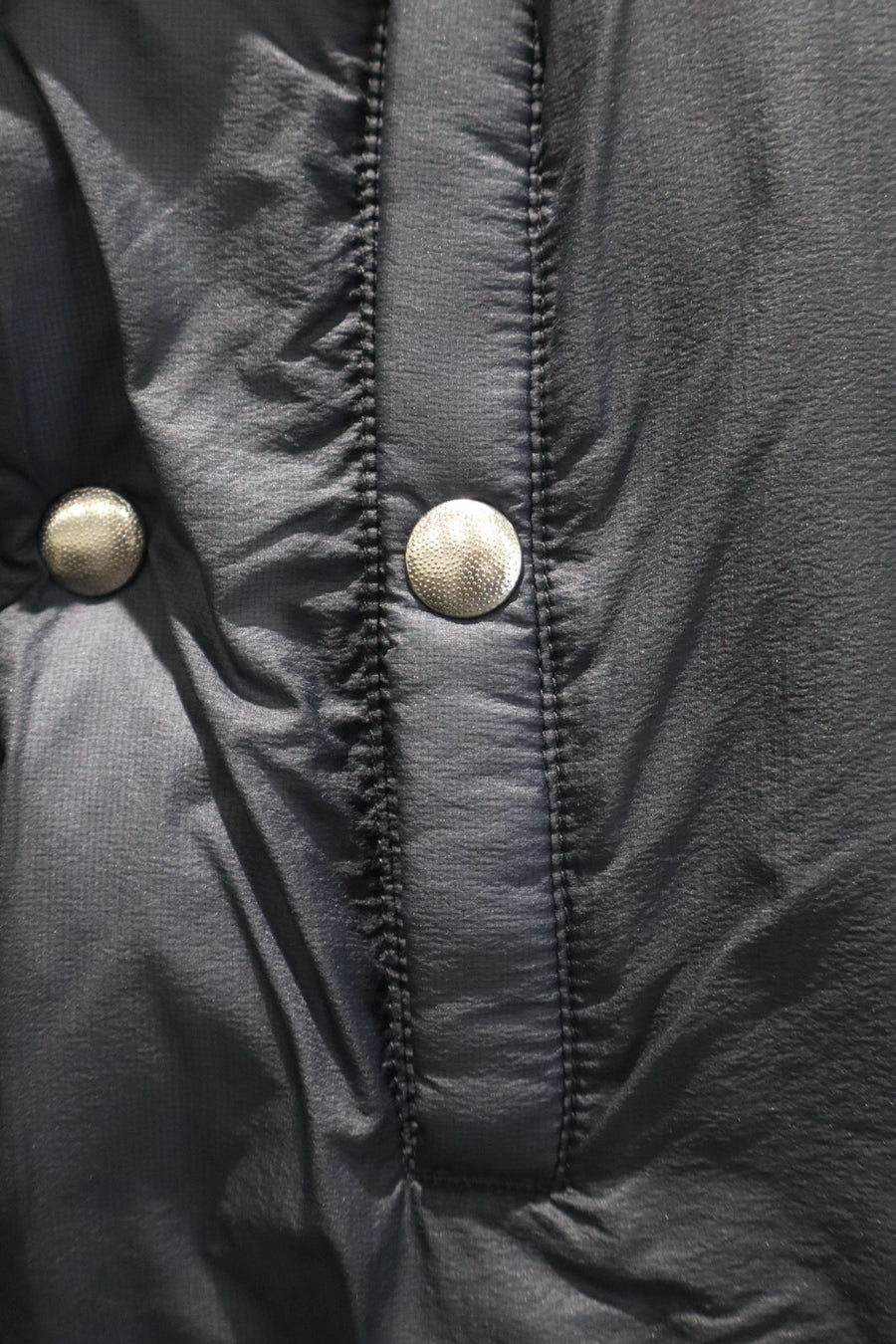 SUGARHILL  PUFFER REVERSIVLE VEST(BLACK × NAVY)