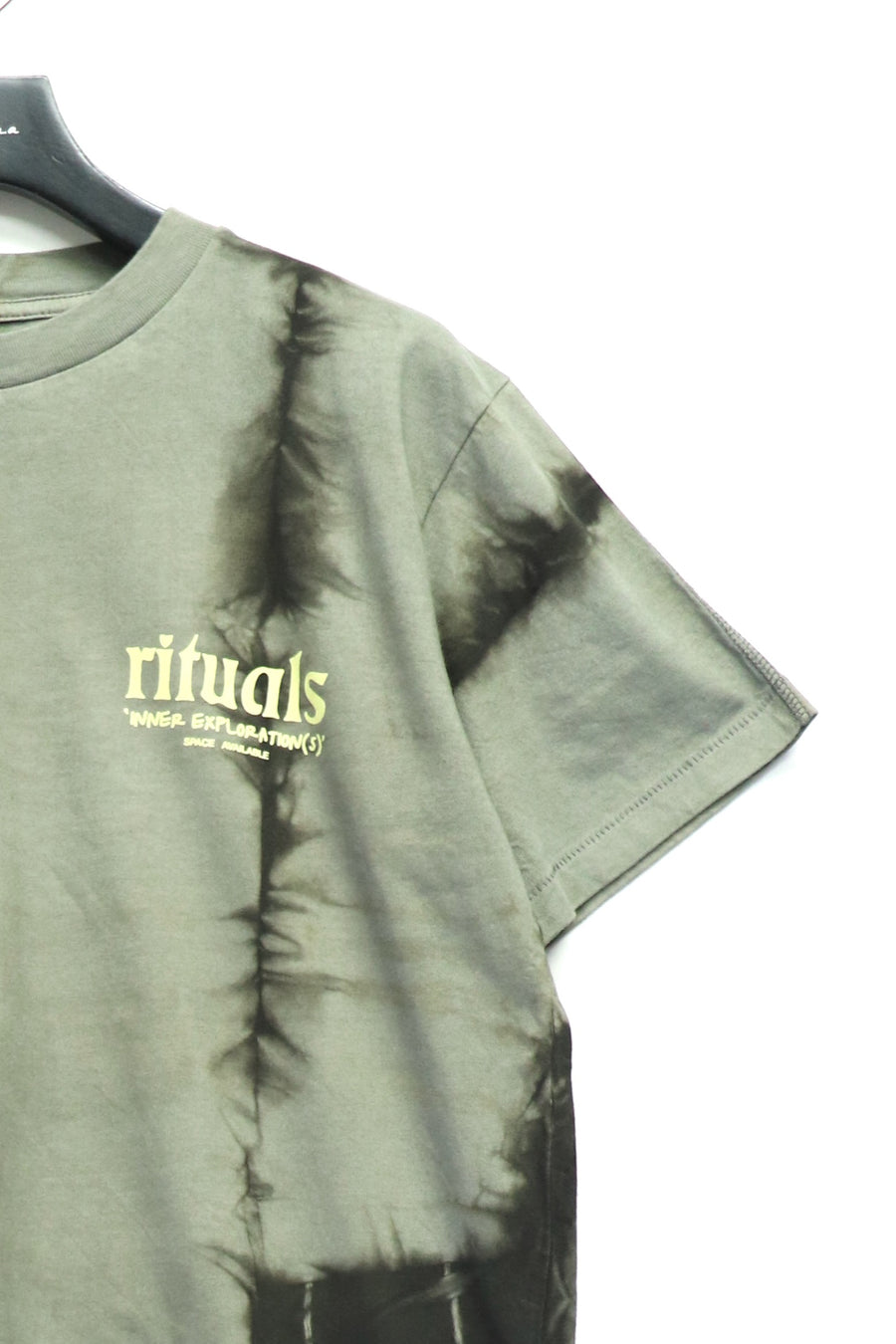 SPACE AVAILABLE  RITUAL TEE(BLACK)