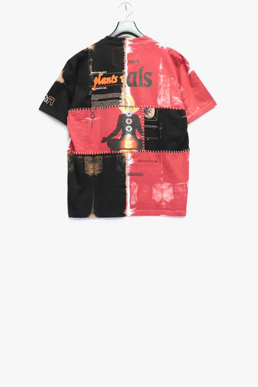 SPACE AVAILABLE  UP-CYCLED PLANT DYED TEE(RED)