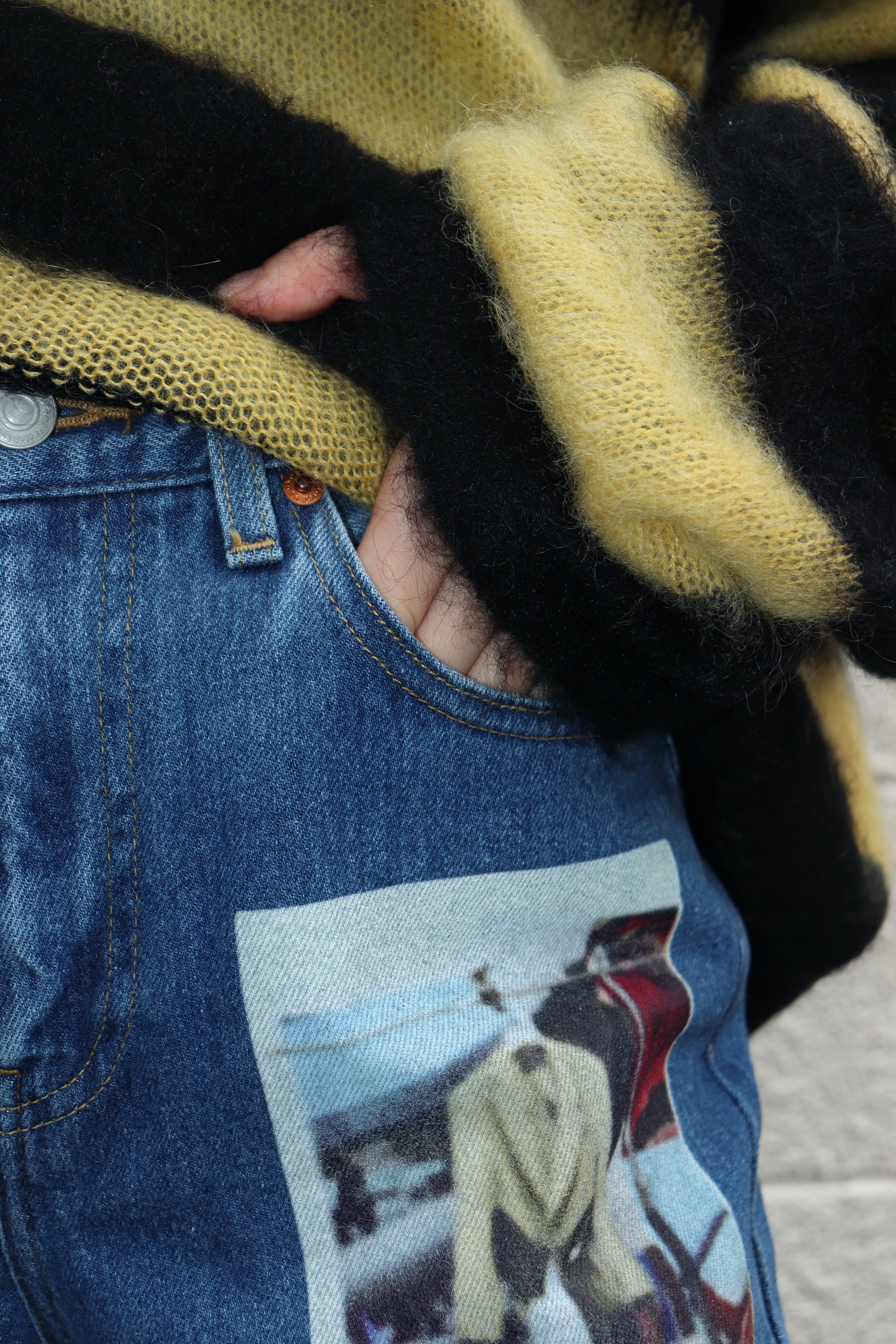 kotohayokozawa(コトハヨコザワ)のGRAPHIC PRINTED JEANSの通販