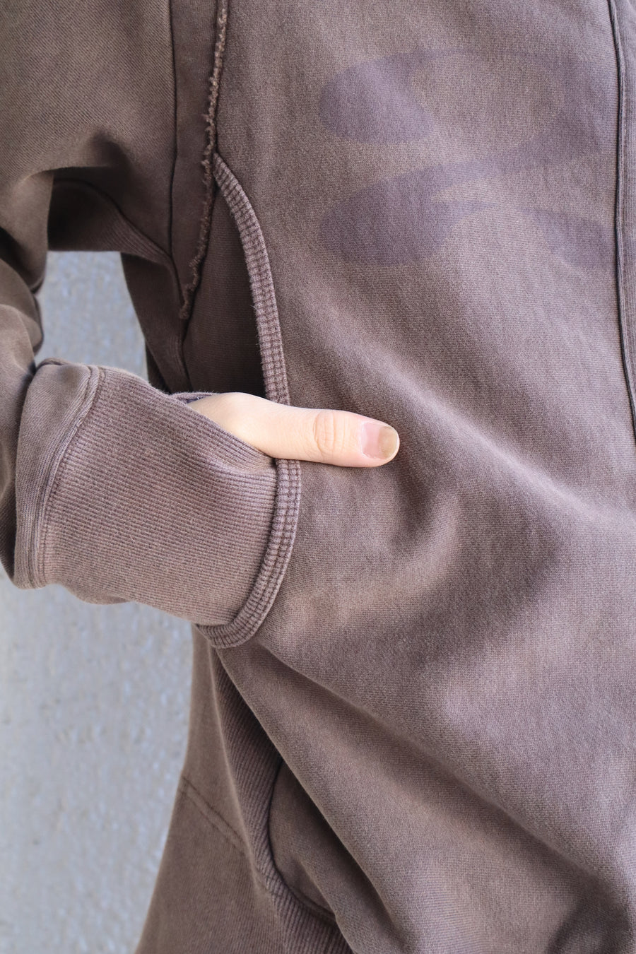 JIAN YE  25 HOODIE(BROWN)