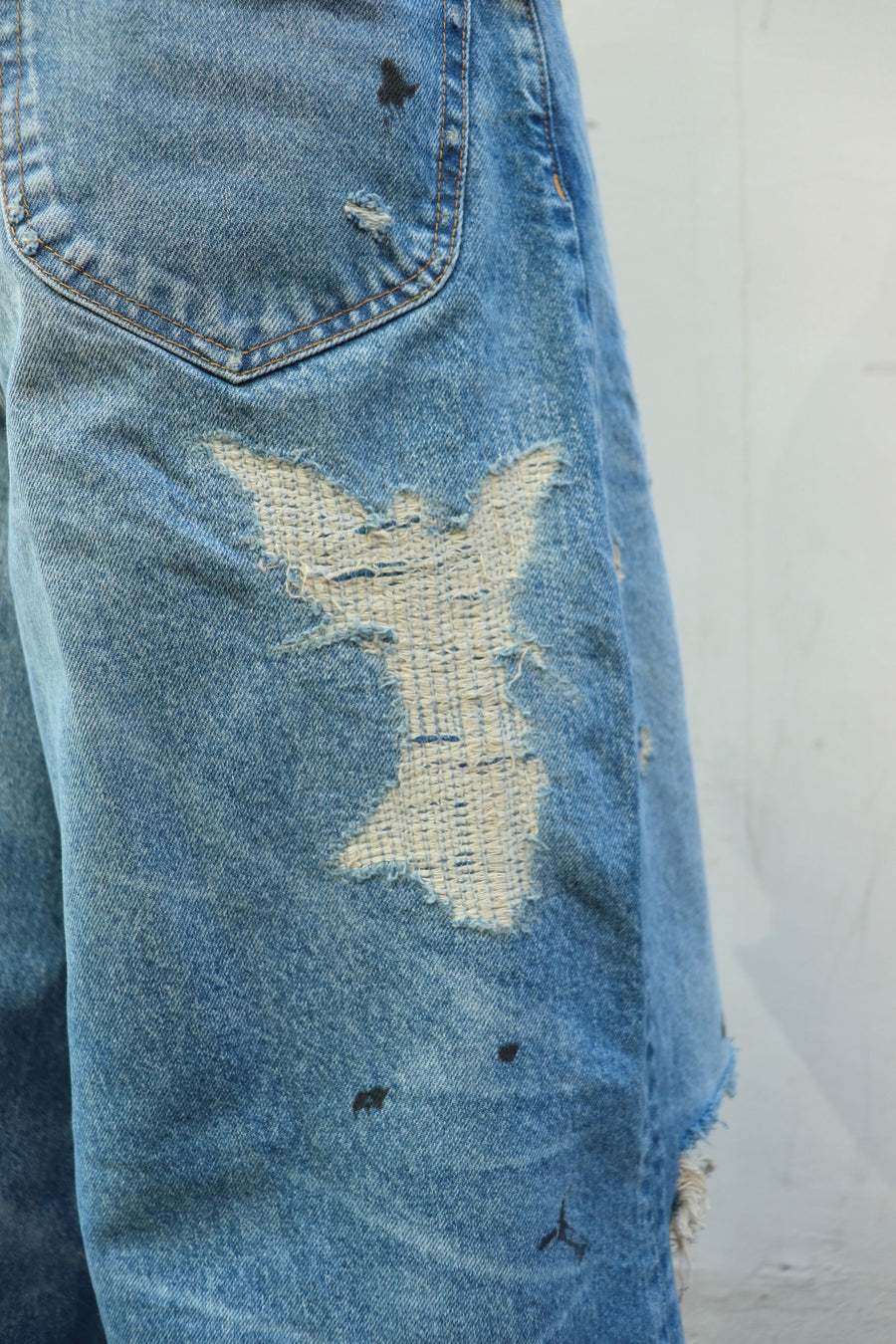 MASU(エムエーエスユー)のMB BAGGY JEANS ANGEL DAMAGE INDIGOの通販
