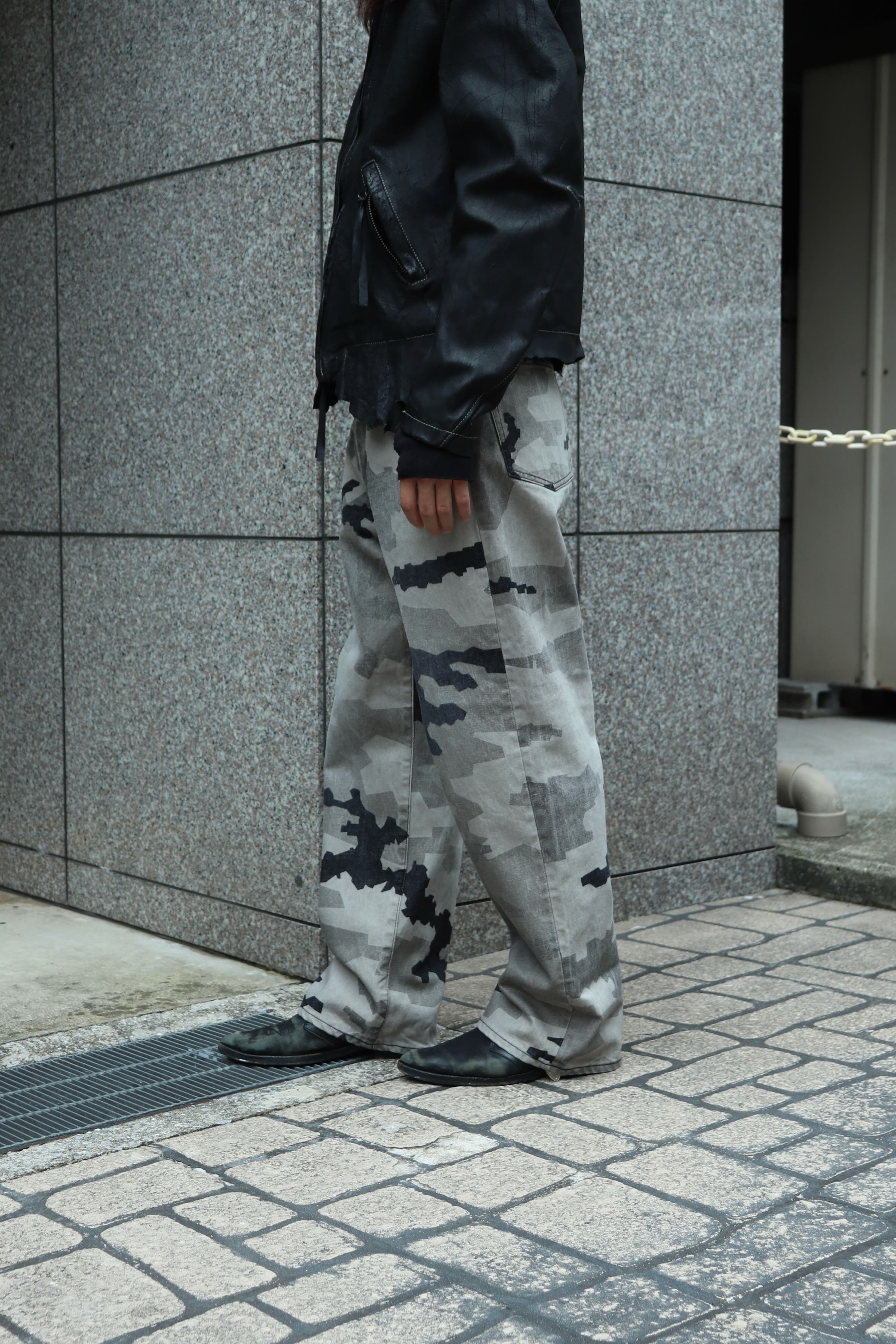 FAF(エフエーエフ)のCAMO AGED DENIM PANTS SHADOW CAMOの通販