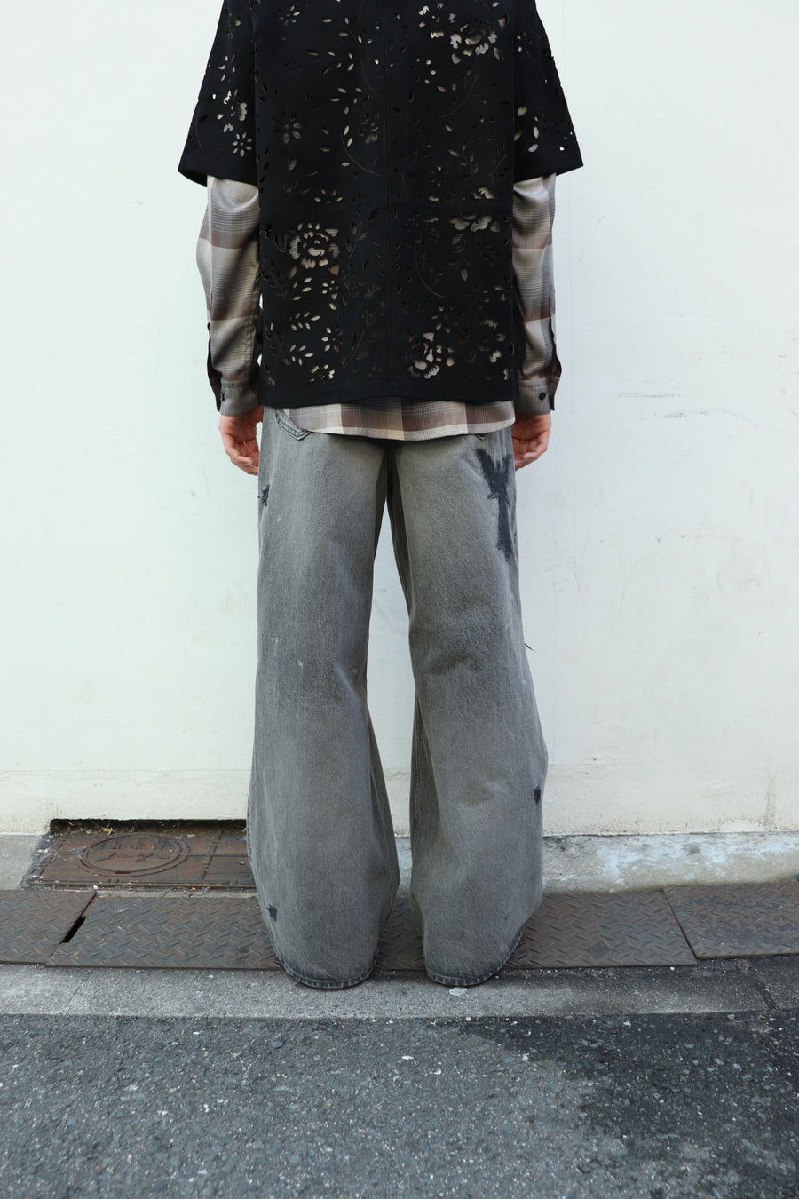 MASU(エムエーエスユー)のMB BAGGY JEANS ANGEL DAMAGE BLACKの通販