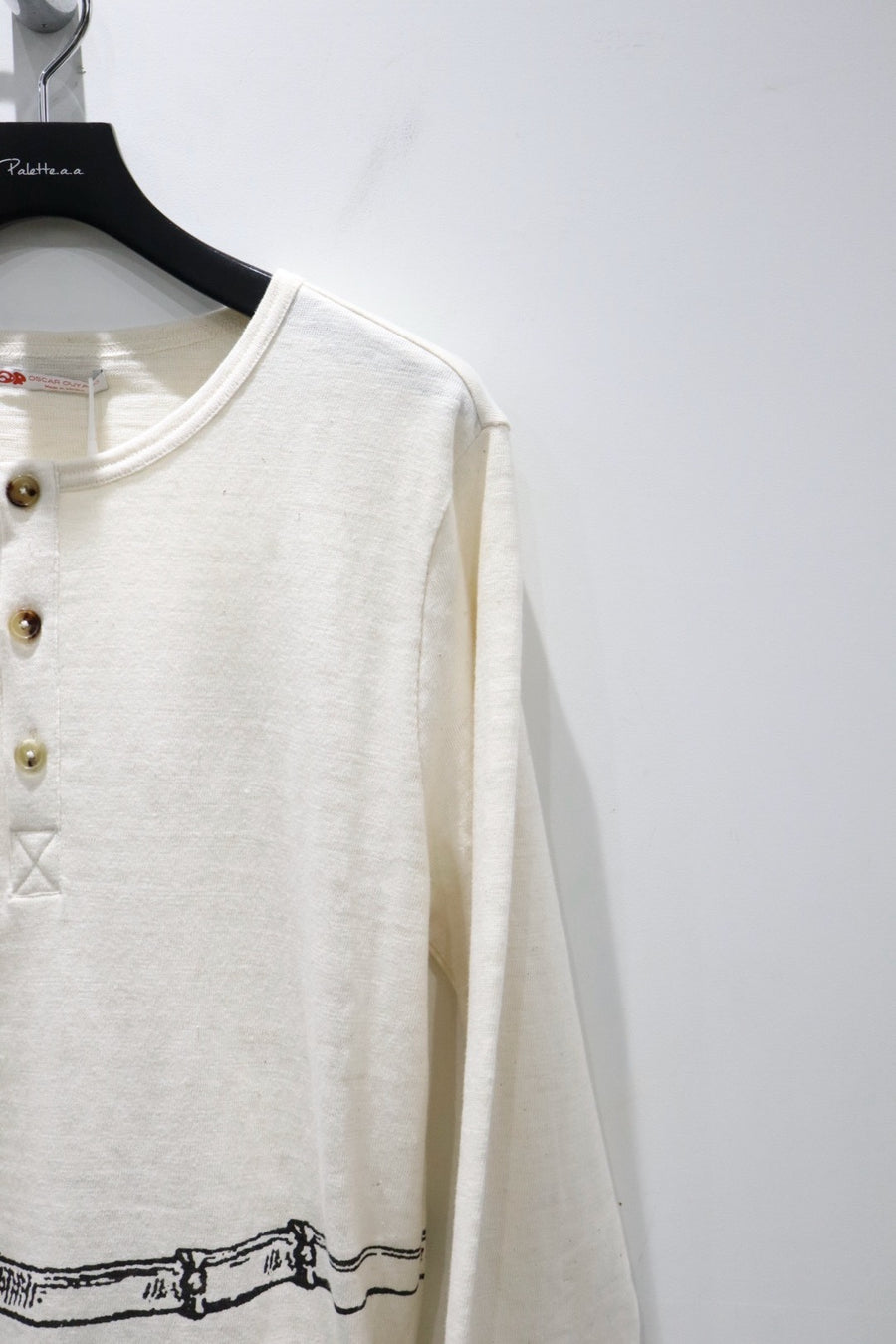 Oscar Ouyang  SWORD PRINT HENLEY SHIRT(WHITE)