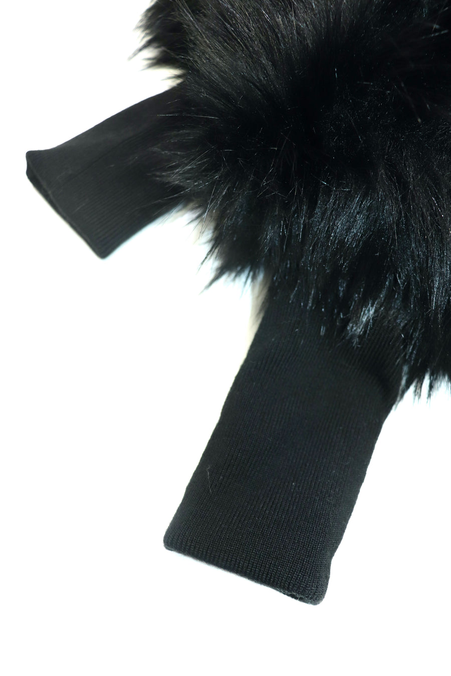 TOGA VIRILIS  Fur arm cover(BLACK)