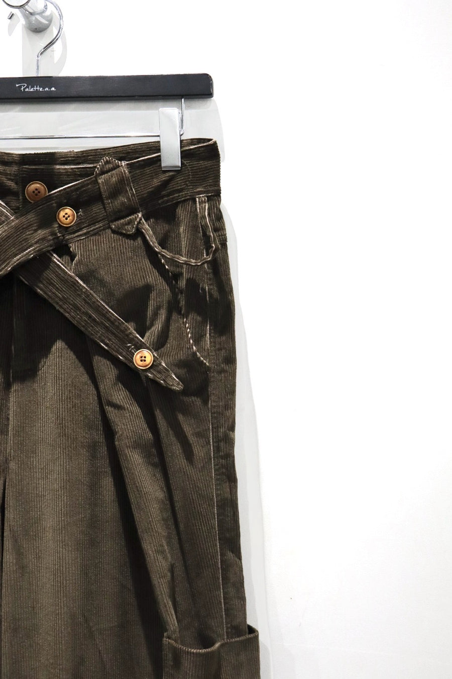 Oscar Ouyang  CROSS SWORDS CORDUROY TROUSERS(KHAKI)