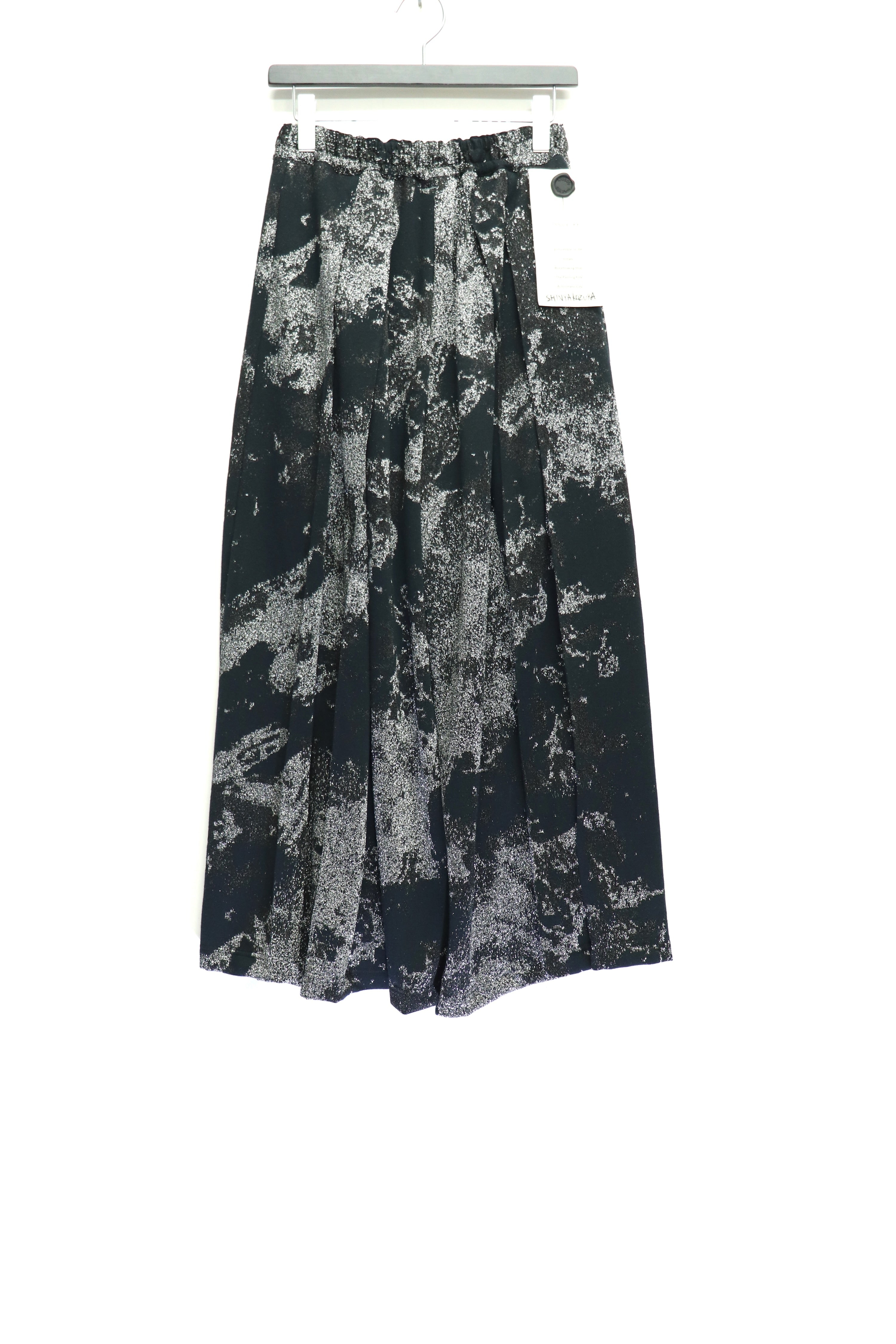 SHINYAKOZUKA(シンヤコヅカ)のSCHOOL GIRL-ISH TROUSERS BLACK PAINTの 