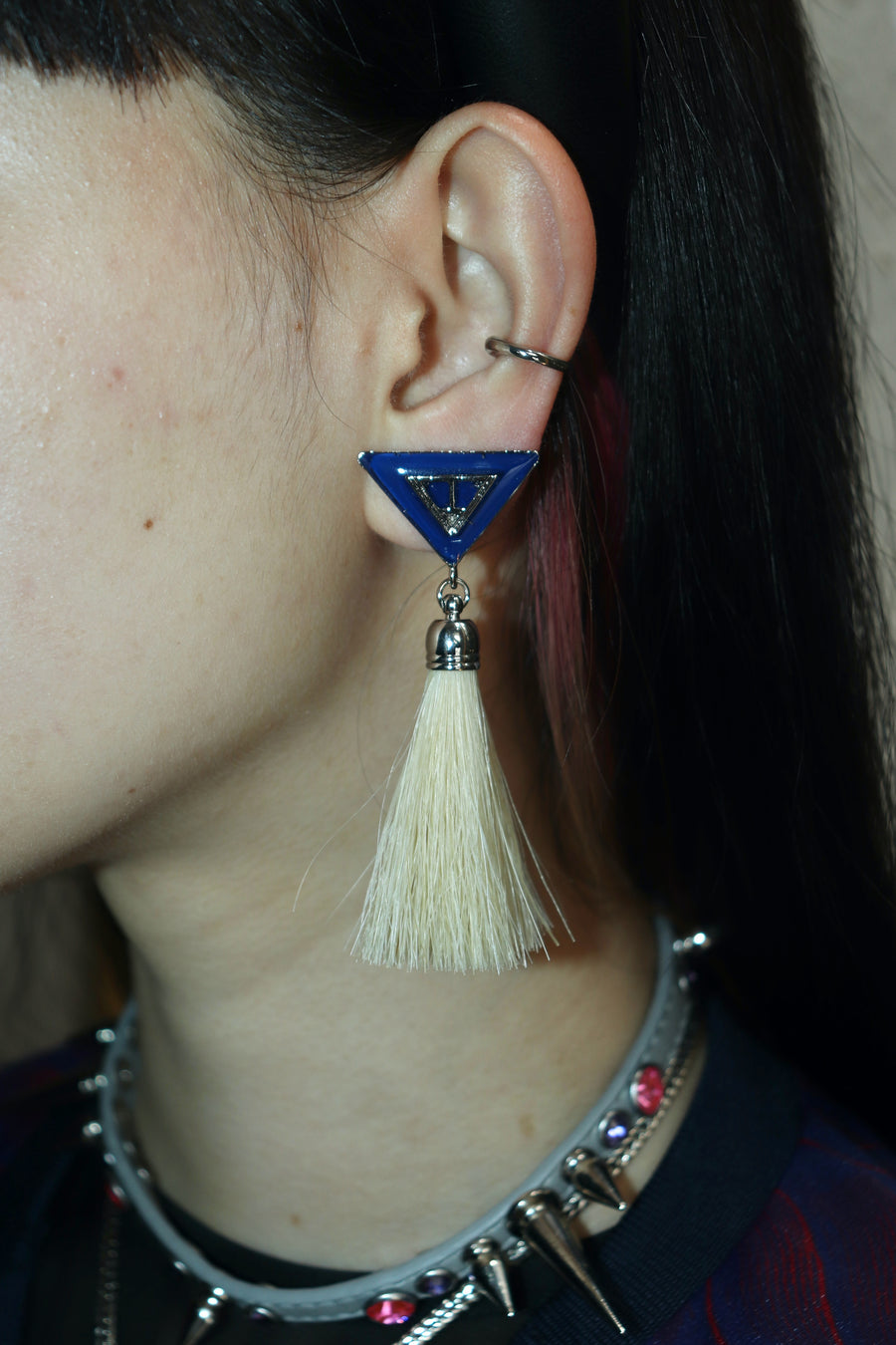 TOGA VIRILIS  Triangle fringe earrings