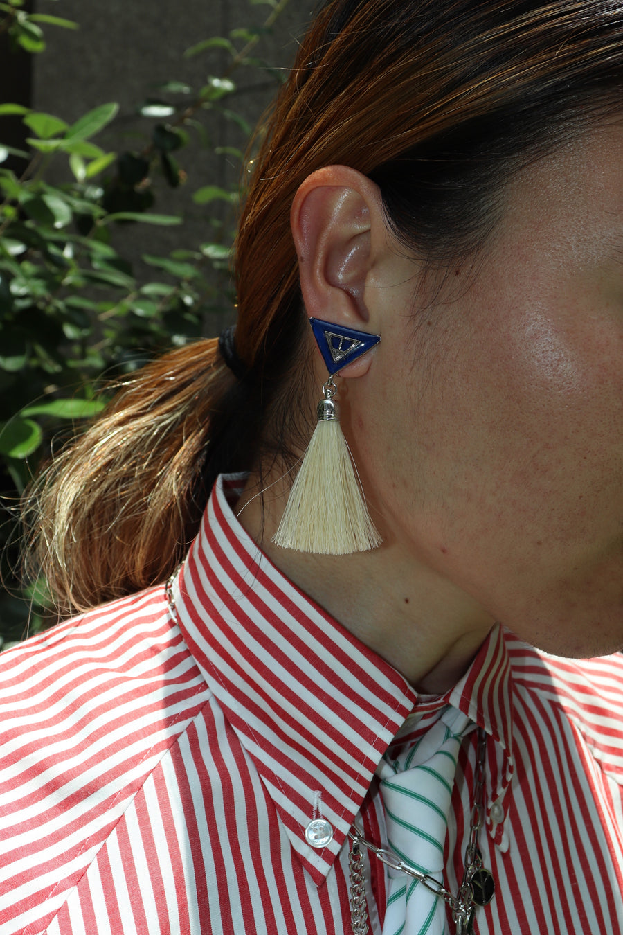 TOGA VIRILIS  Triangle fringe earrings