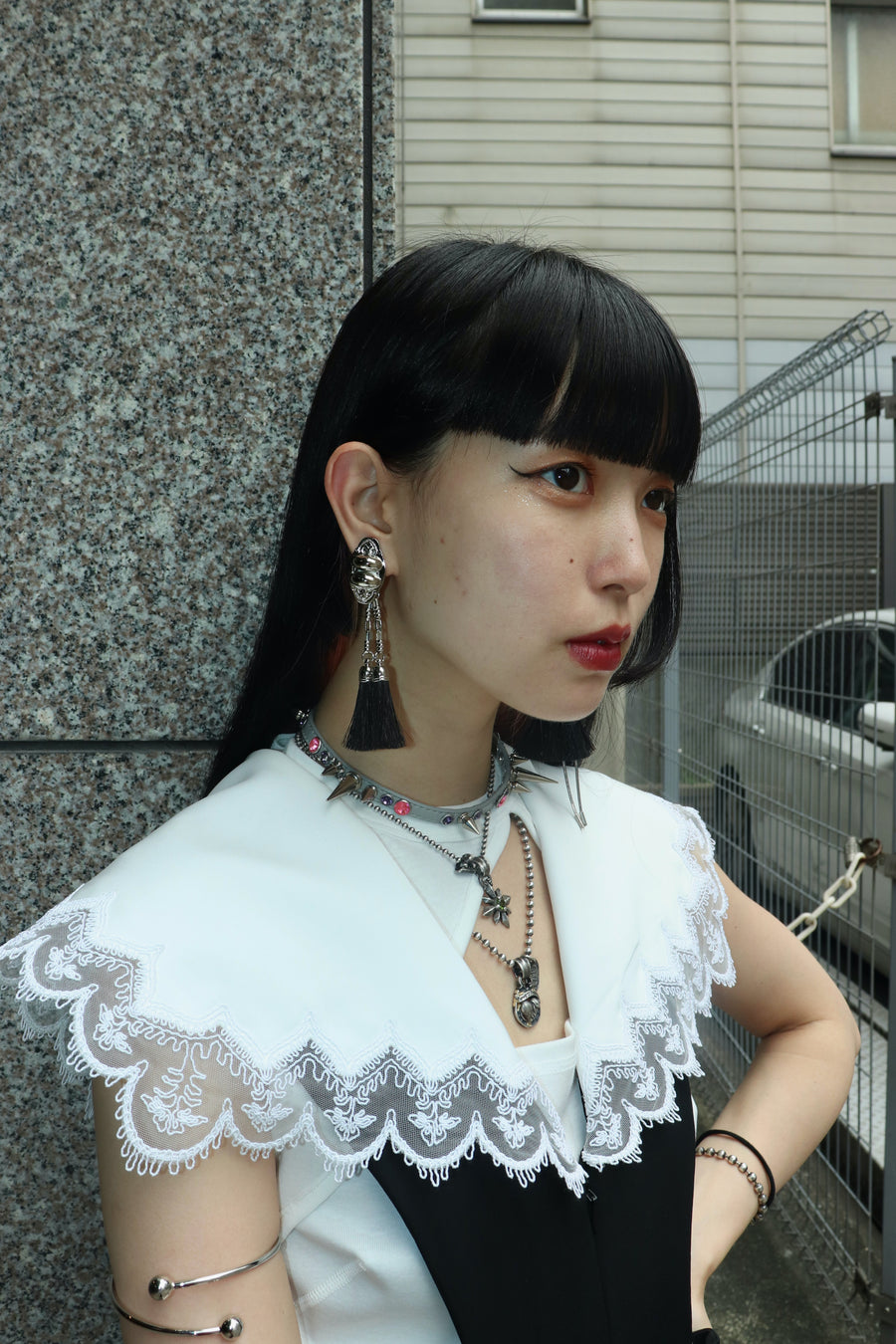TOGA VIRILIS  2023aw Metal chain fringe earrings(BLACK)