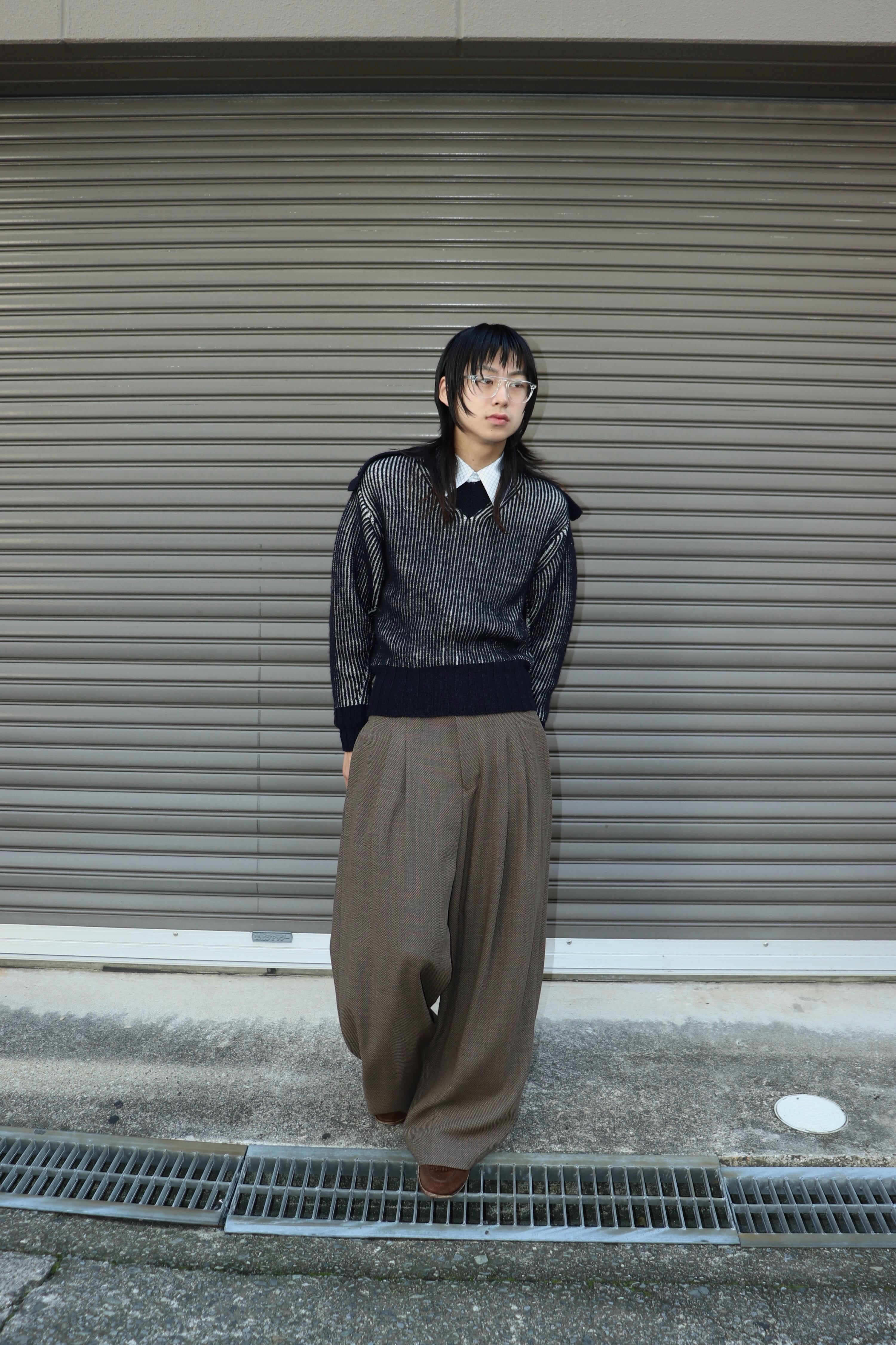 SOSHIOTSUKI(ソウシオオツキ)のWOOL SERGE HI-WAIST TROUSERS BROWNの