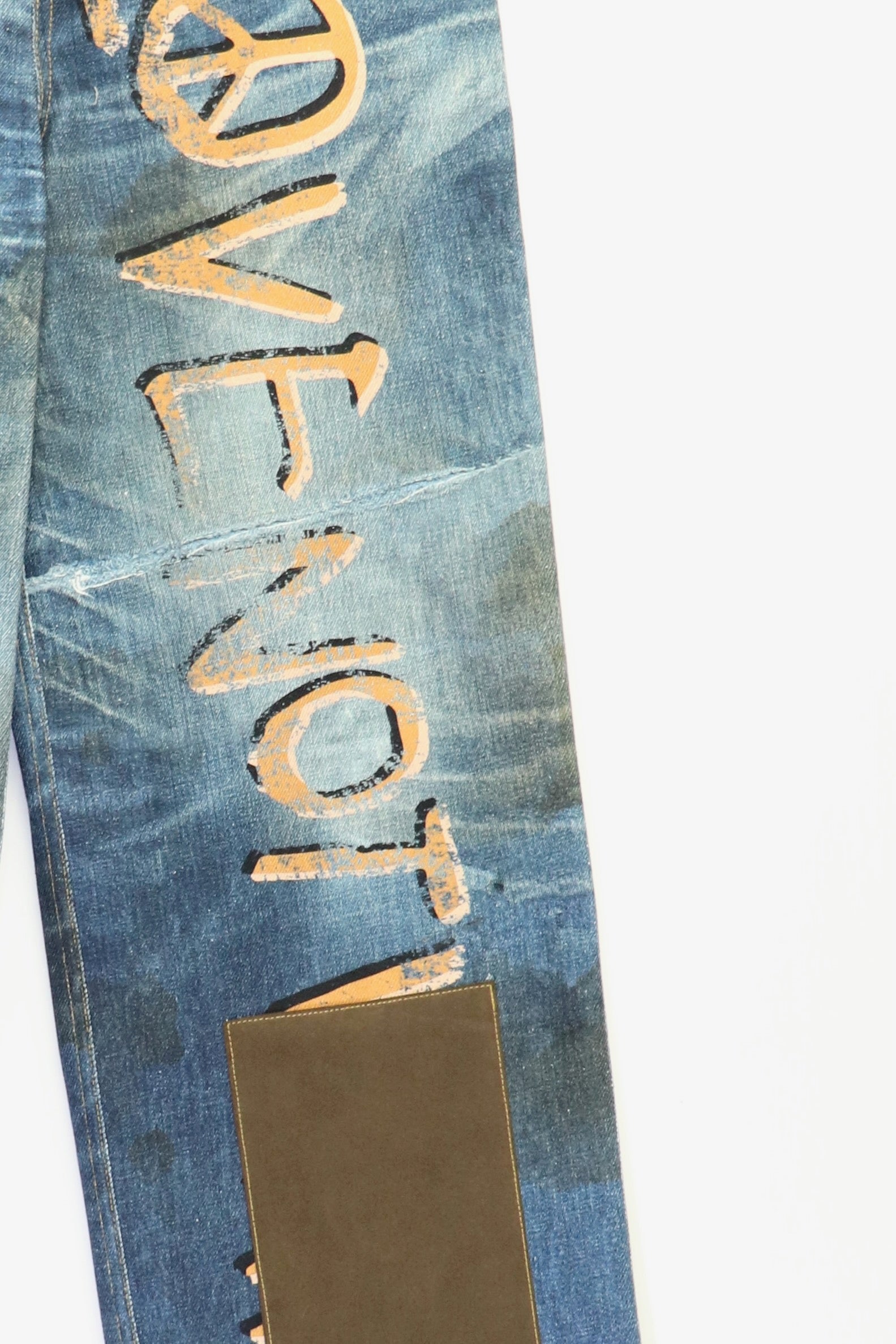 ANDERSSON BELL(アンダースンベル)のLOVE PRINTED DENIM TROMPE L`OEIL