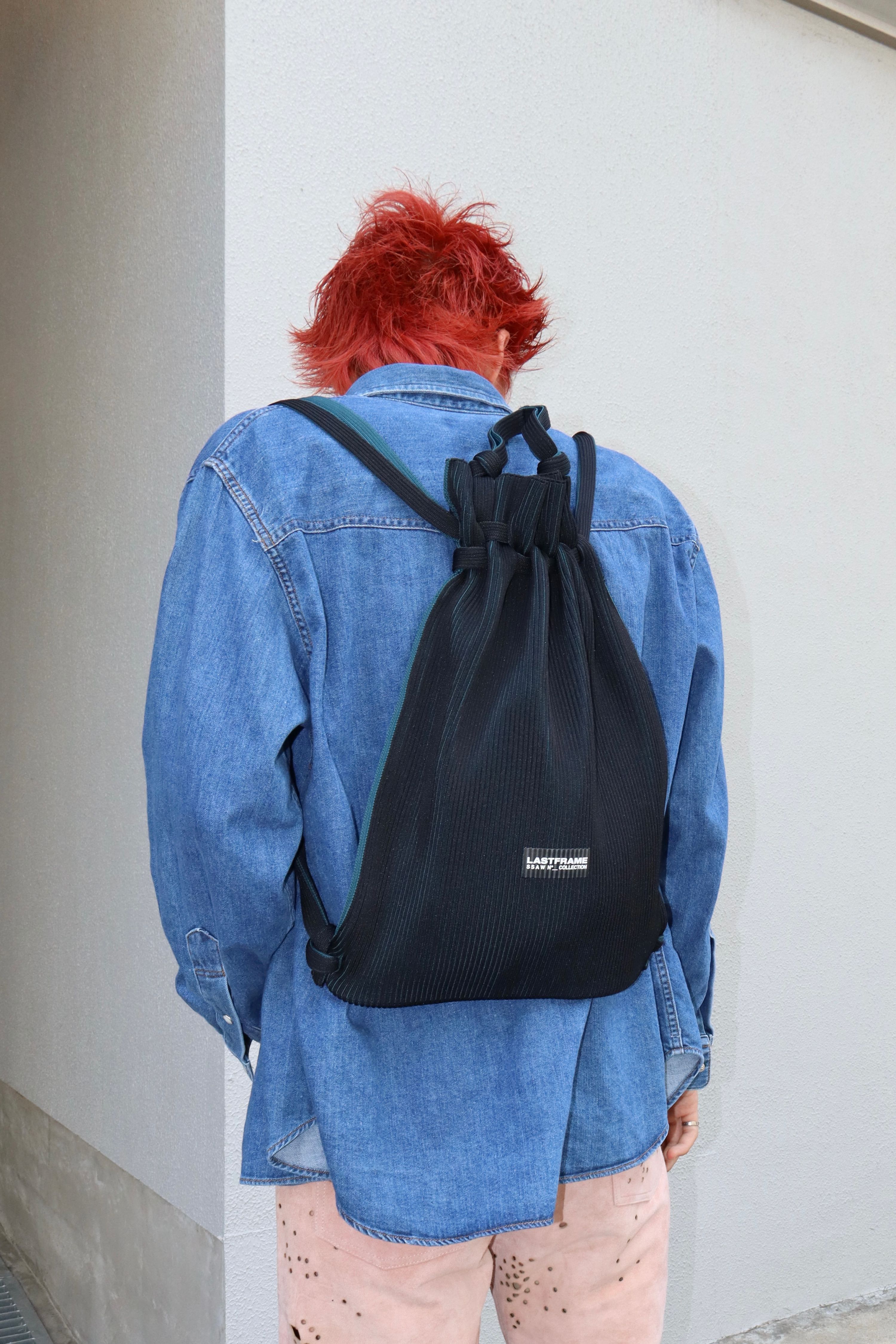 LASTFRAME(ラストフレーム)のTWO TONE KNAPSACK BLACK-D.GREENの通販 