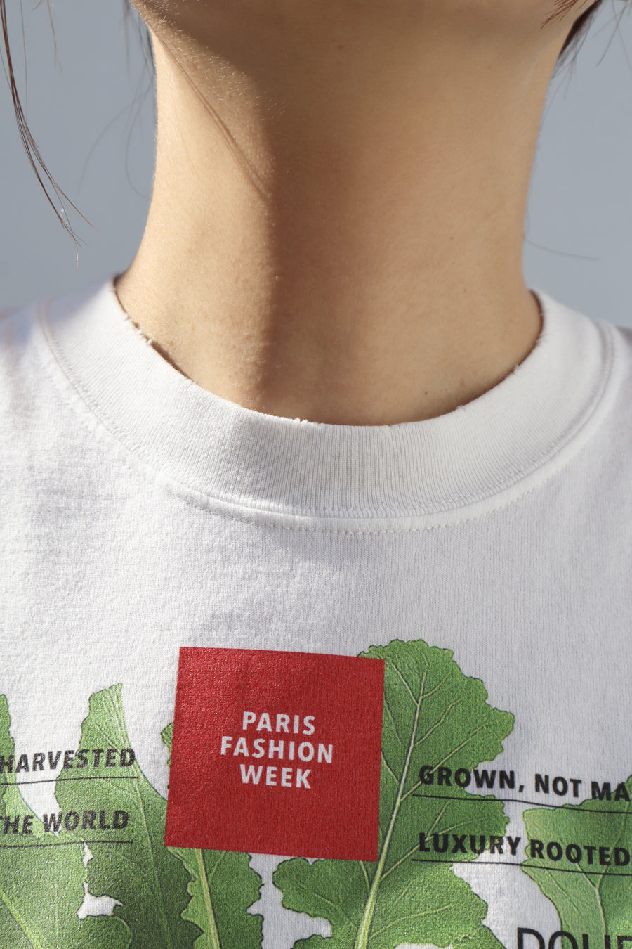 doublet(ダブレット)のFARMES MAGAZINE COVER T-SHIRT WHITEの通販