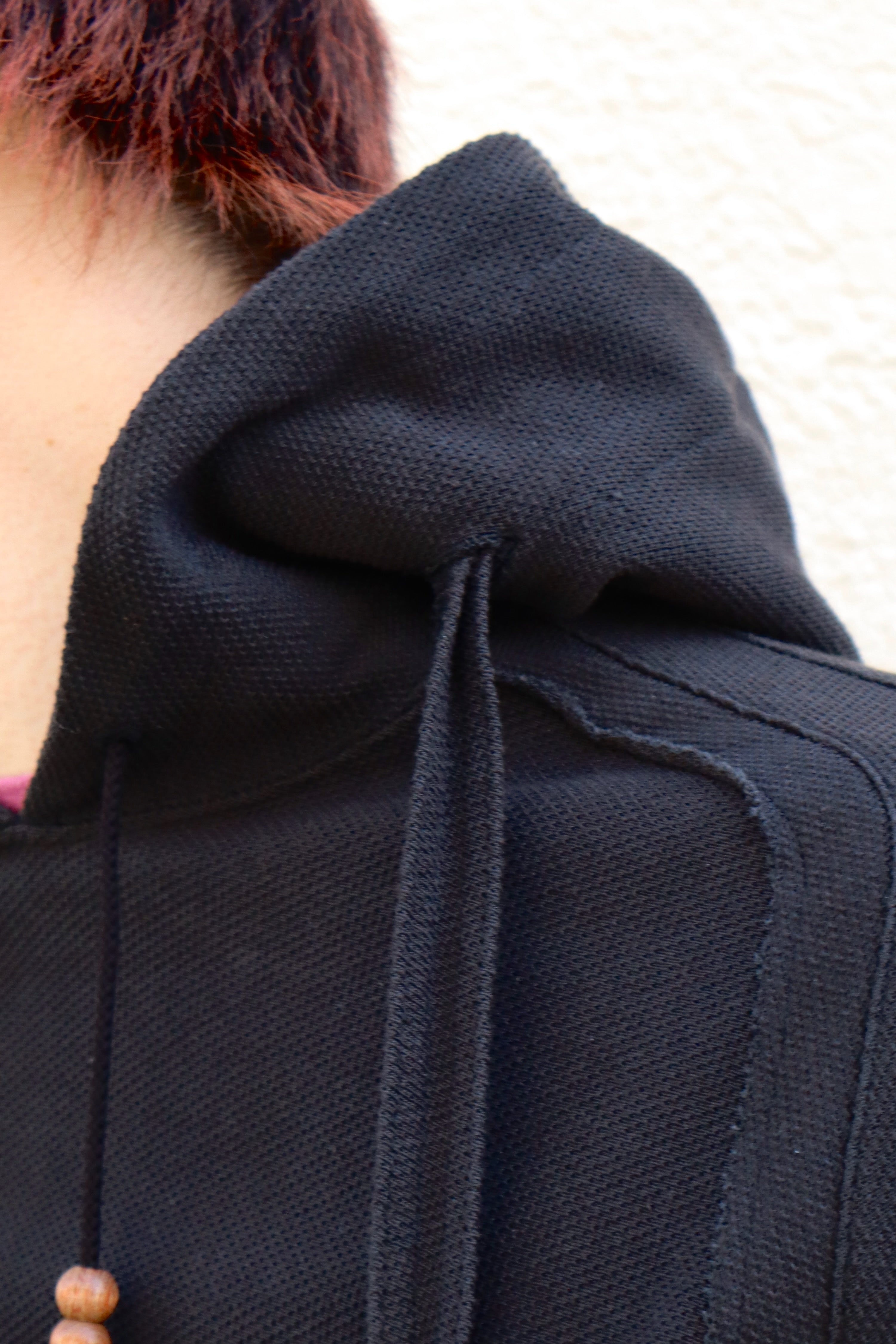 JIAN YE(ジェンイェ)のORBIT MASK HOOD BLACK(フーディー)の通販