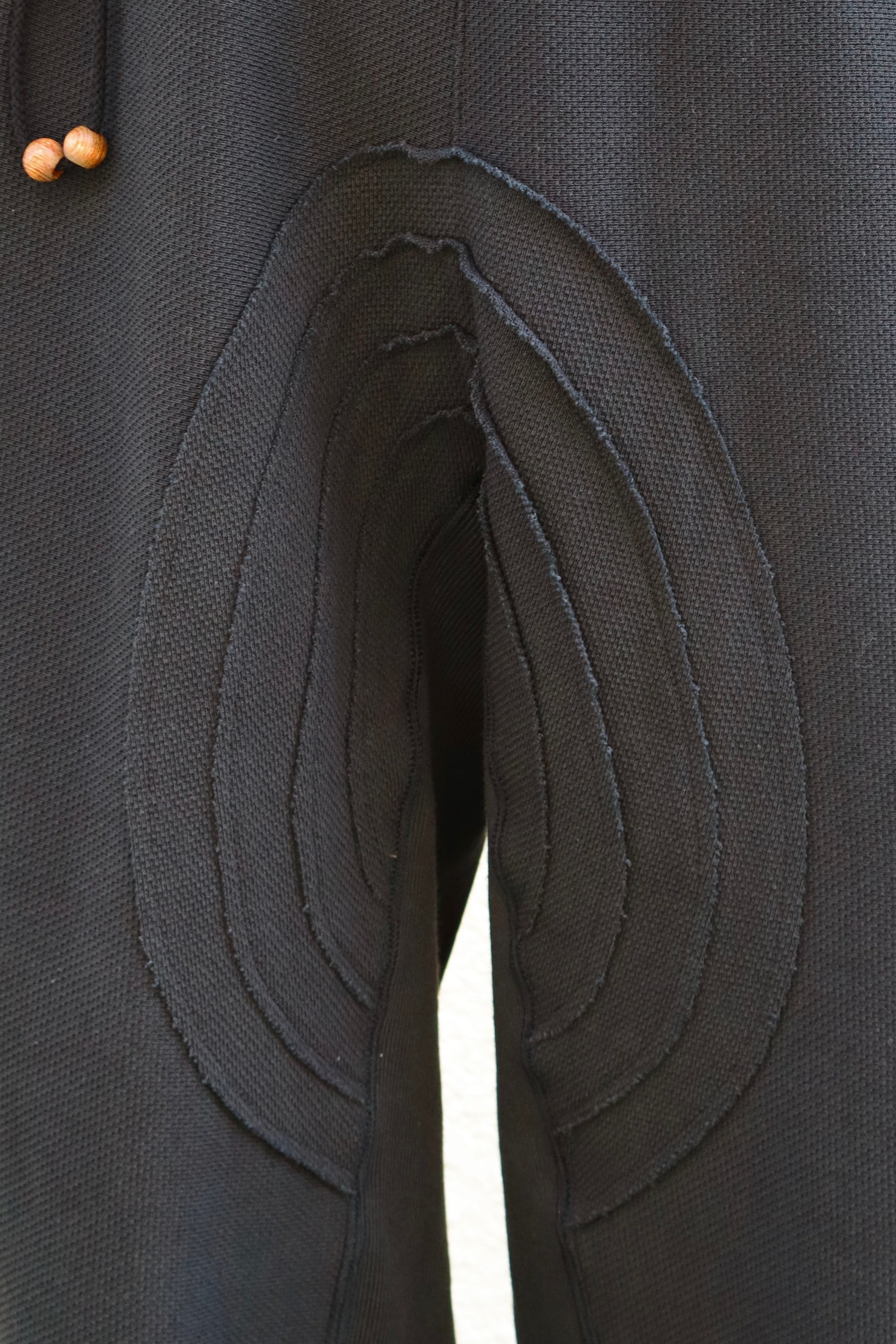 JIAN YE(ジェンイェ)のORBIT PANTS BLACK(パンツ)の通販｜PALETTE art