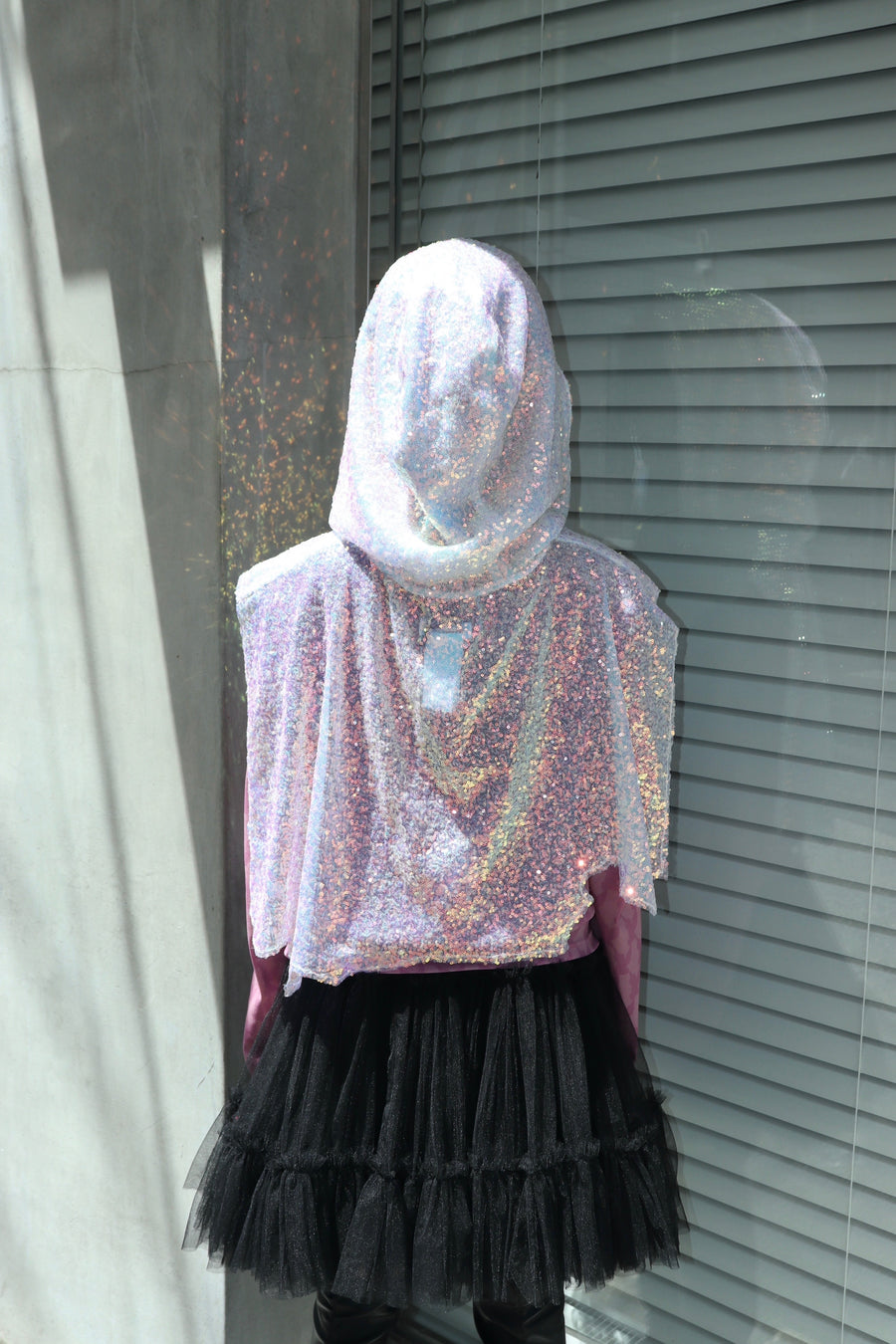 MASU  RAGGED SEQUINS MINI CAPE