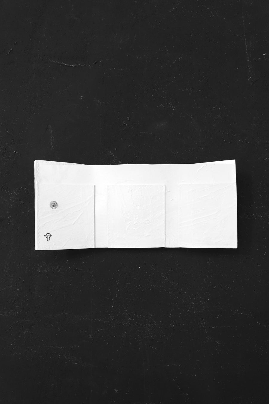 KAGARI YUSUKE  白壁 三つ折り豆財布(mw-11)