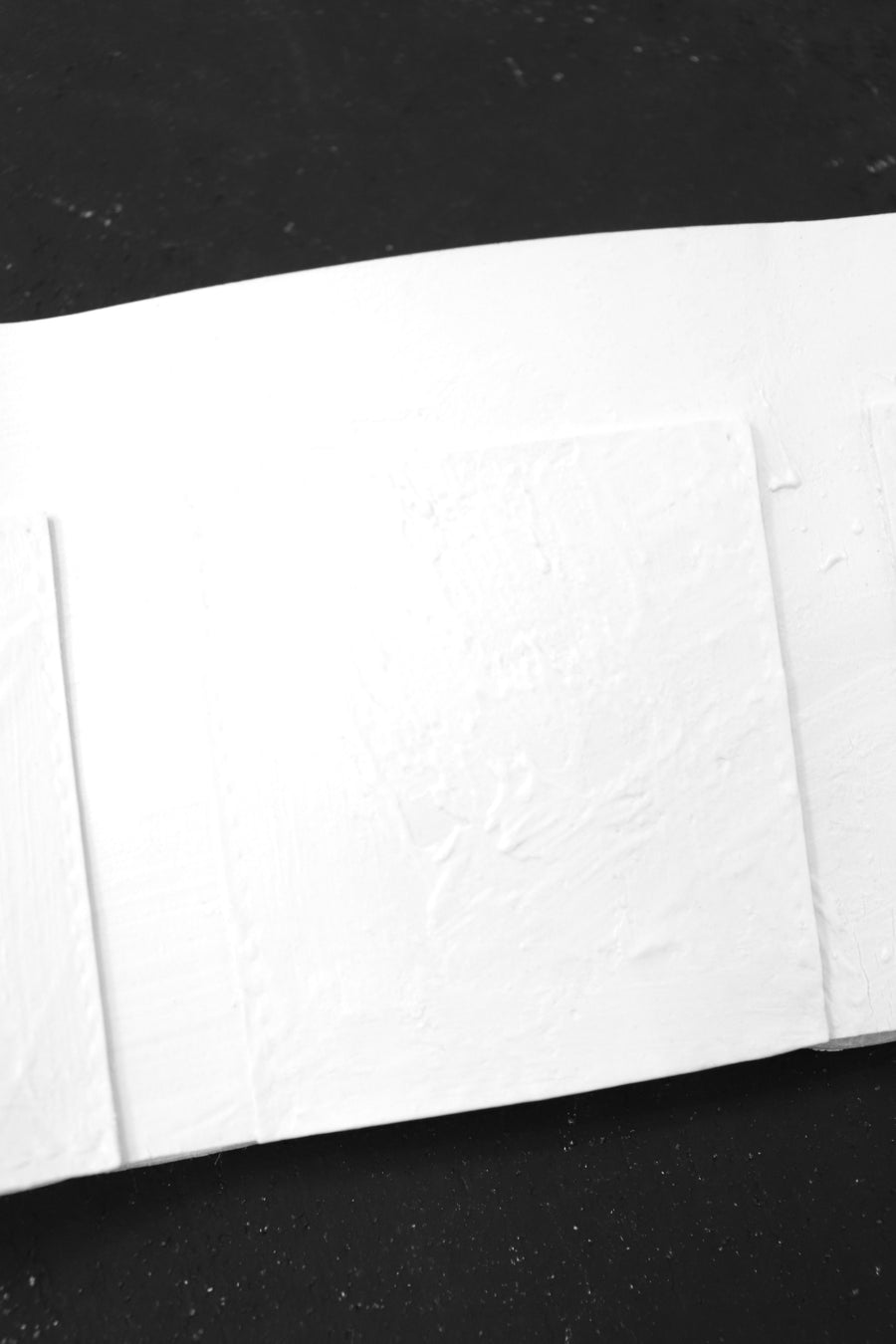 KAGARI YUSUKE  白壁 三つ折り豆財布(mw-11)