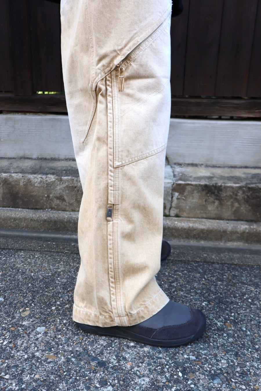 NAMESAKE  ANTONIO FIELD JEANS