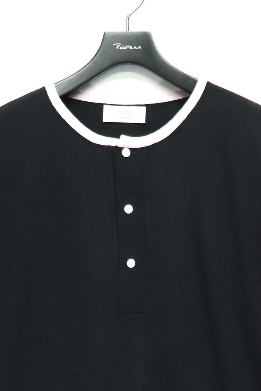 LEH  Henry Neck T-SH(BLACK)