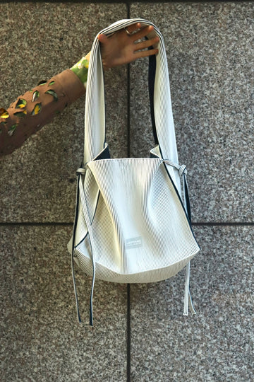 LASTFRAME  HINEMOSU BAG(OFF WHITE × D.GREEN)