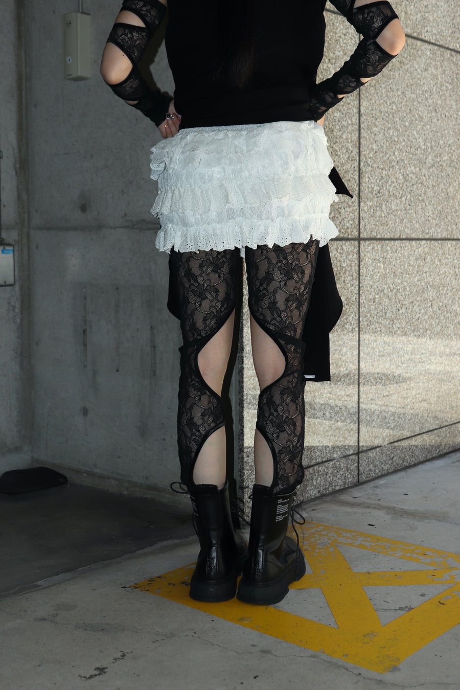 AKIKOAOKI  cyber lace leggings