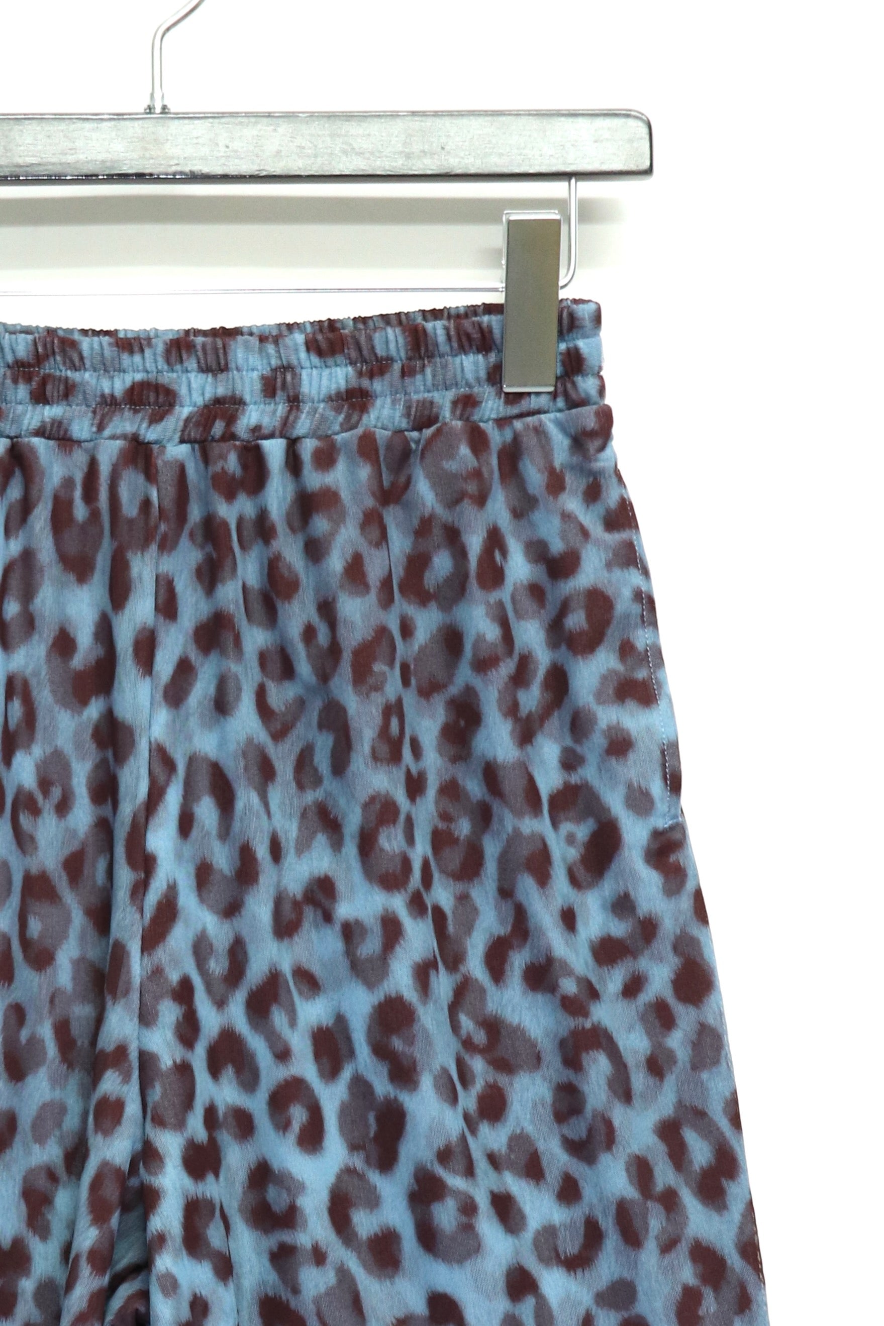 PERVERZE(パーバーズ)のLace-trim Loose Slip Shorts NAVYの通販
