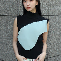 kotohayokozawa(コトハヨコザワ)のTODO WAVE TOP SLEEVELESS HIGHNECK