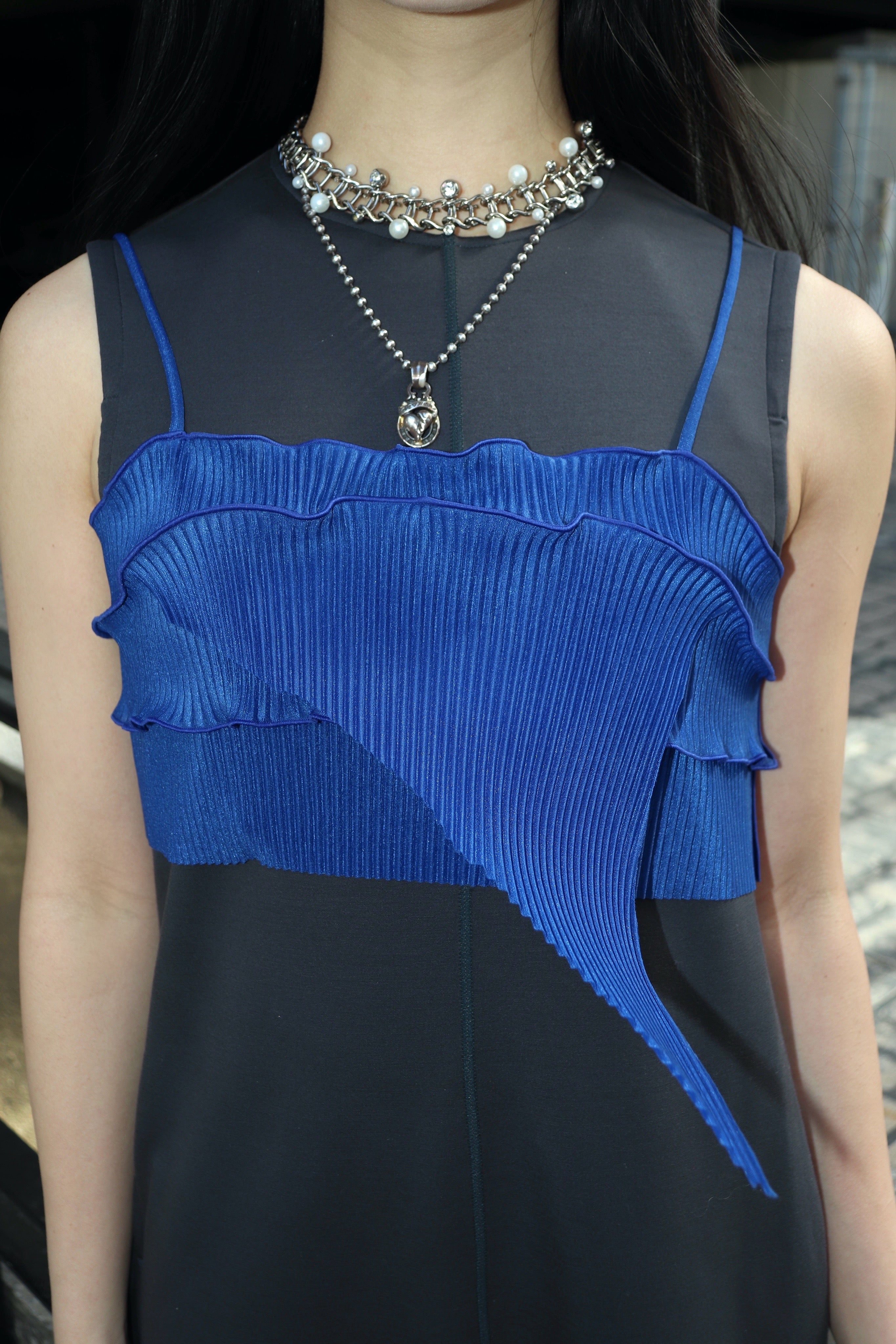 kotohayokozawa(コトハヨコザワ)のRIPPLE SHEER CAMISOLE BLUEBERRYの