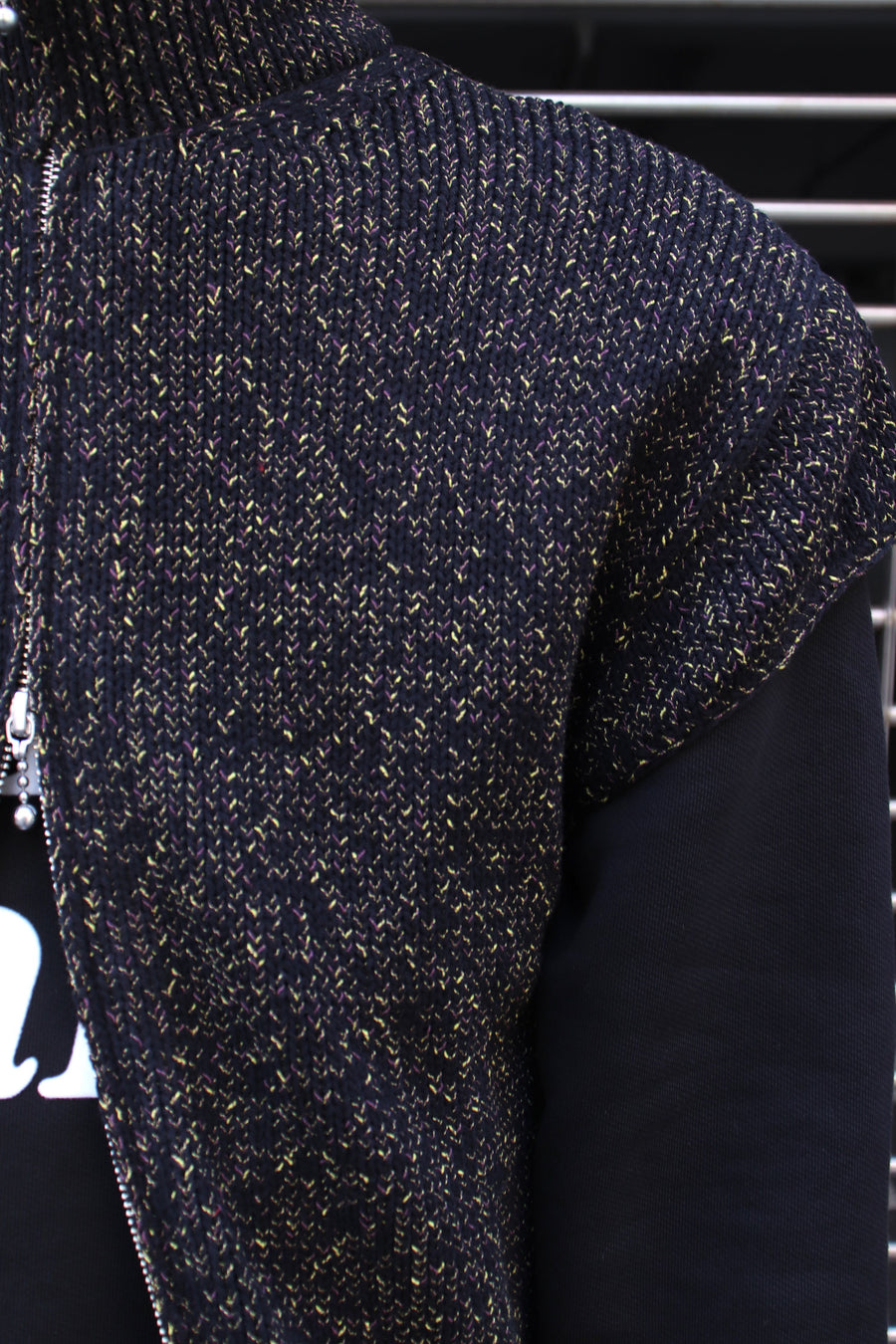 Taiga Igari  Zip Knit Vest(Black×Yellow)
