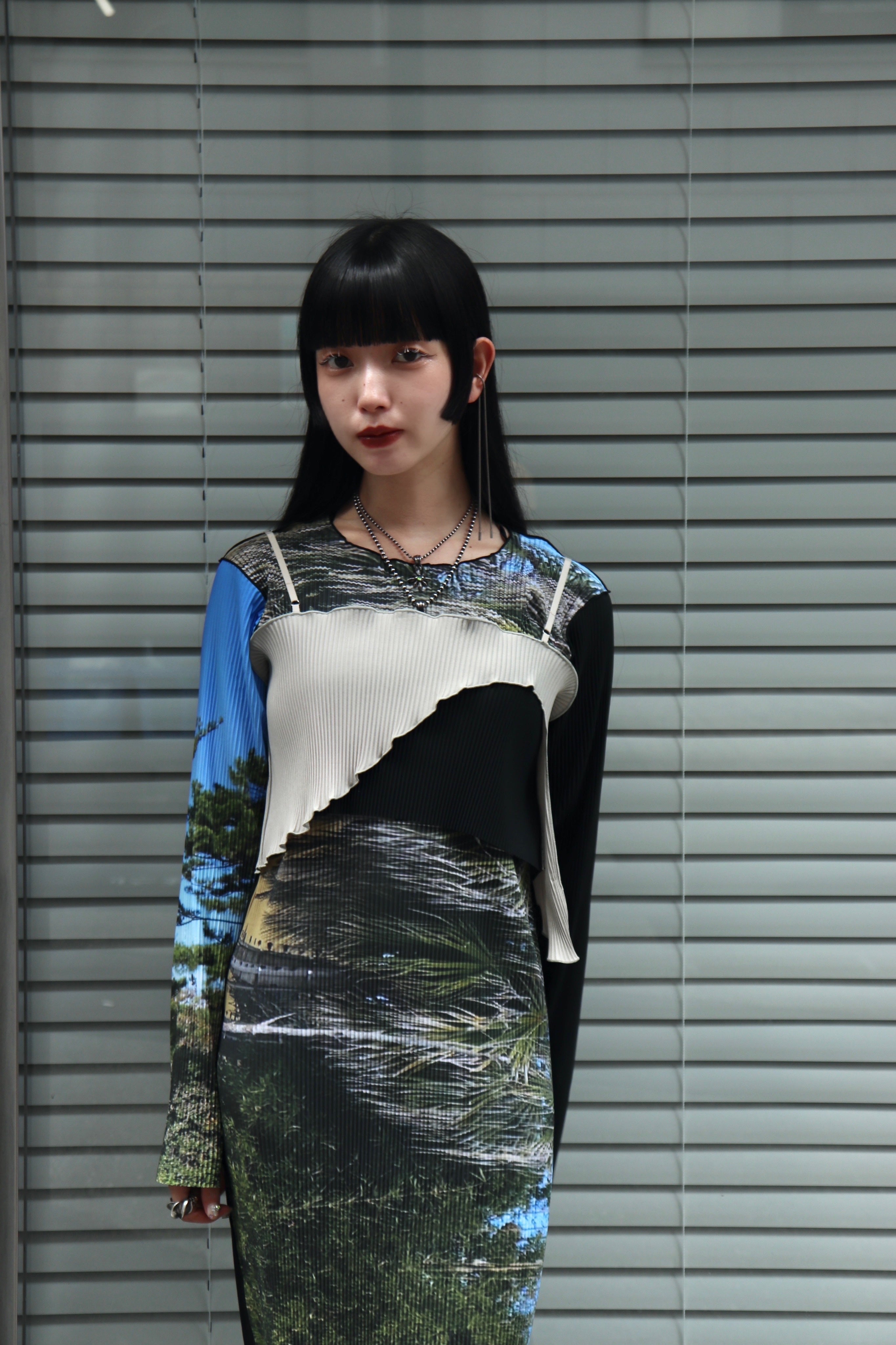 kotohayokozawa(コトハヨコザワ)のFEELING WAVE CAMISOLE BLACKの通販  