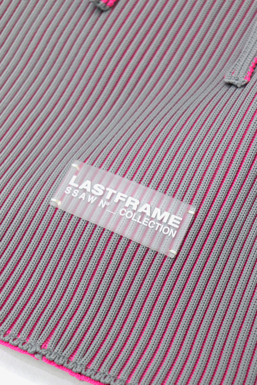 LASTFRAME  KASANE REVERSIBLE TASUKI TOTE LARGE(GRAY × NEON PINK)