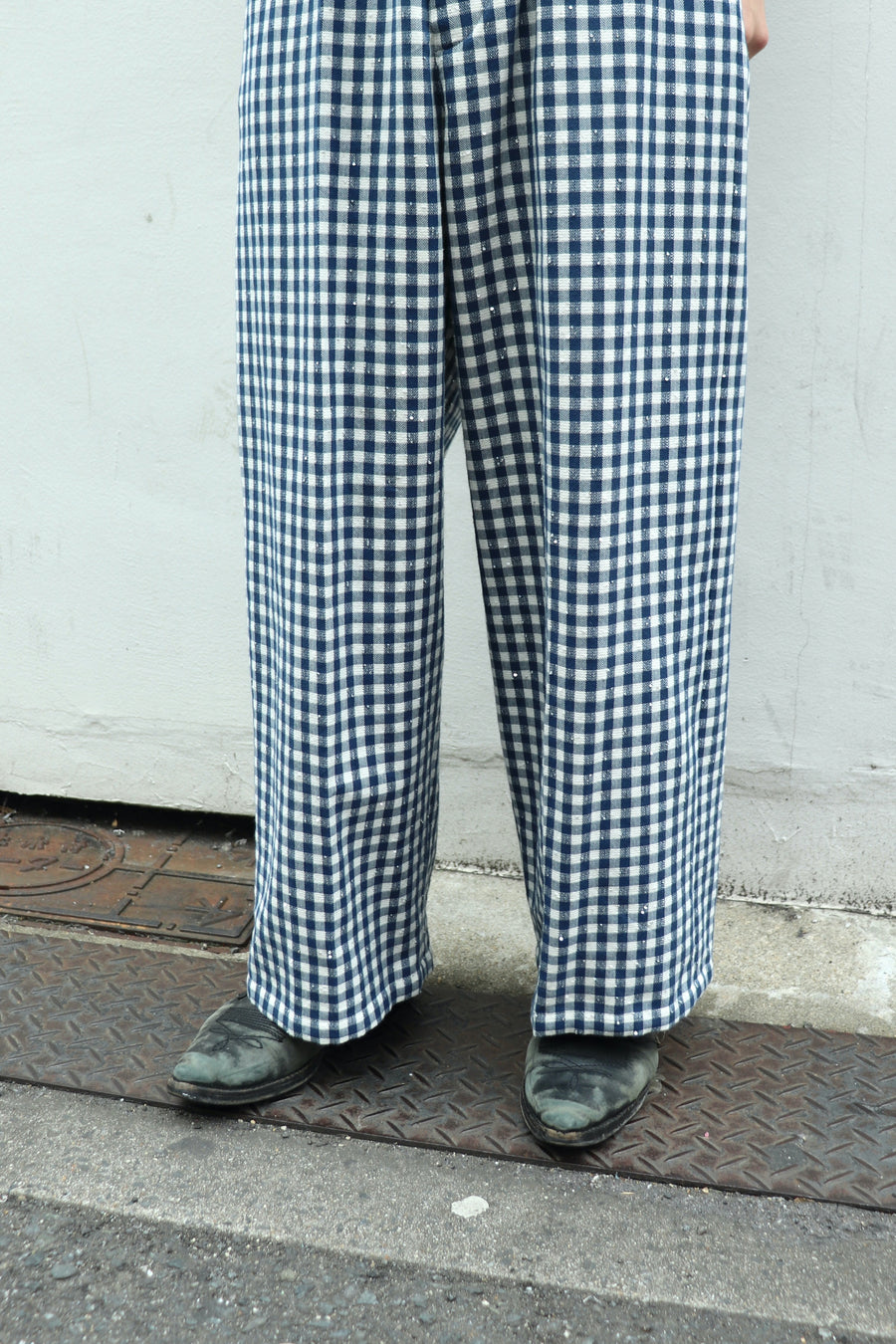 MASU(エムエーエスユー)のSPARKLING PLAID WIDE EASY PANTS BLUEの通販