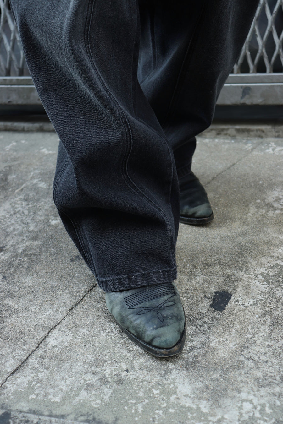 ANDERSSON BELL  UNISEX RAPTOR LAYERED WIDE-LEG JEANS(WASHED BLACK)