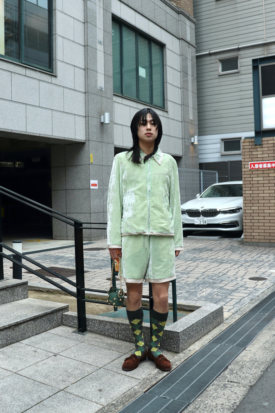 MASU(エムエーエスユー)のUNEVEN VELVET SHORTS MELONの通販｜PALETTE