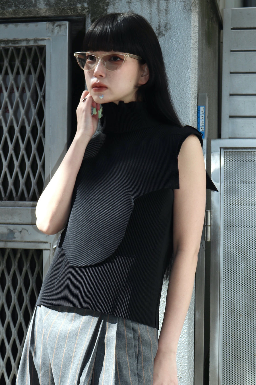 kotohayokozawa(コトハヨコザワ)のTODO WAVE TOP SLEEVELESS HIGHNECK