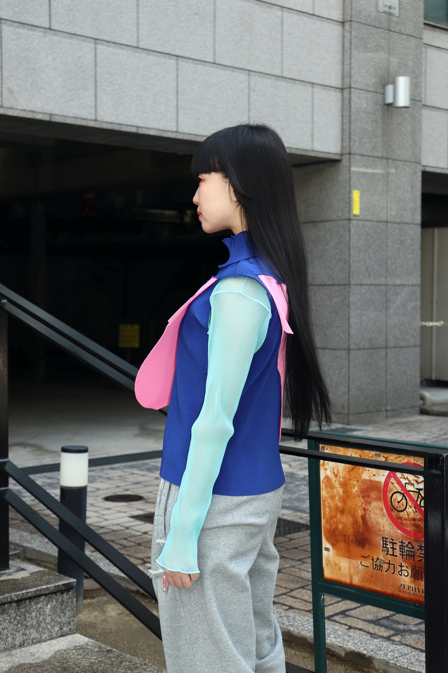 kotohayokozawa(コトハヨコザワ)のTODO WAVE TOP SLEEVELESS HIGHNECK