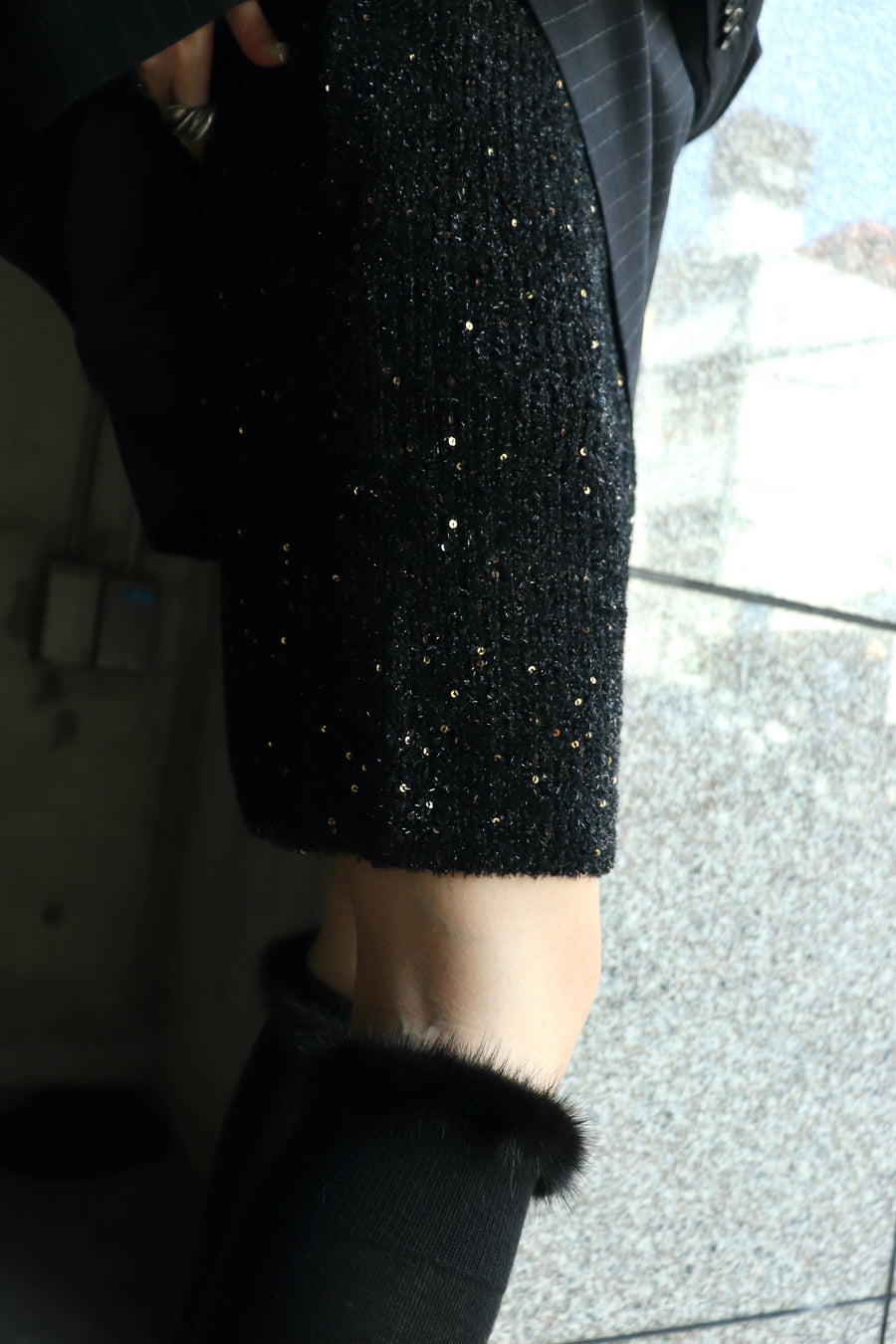 BELPER  SPANGLE KNIT SKIRT(BLACK)