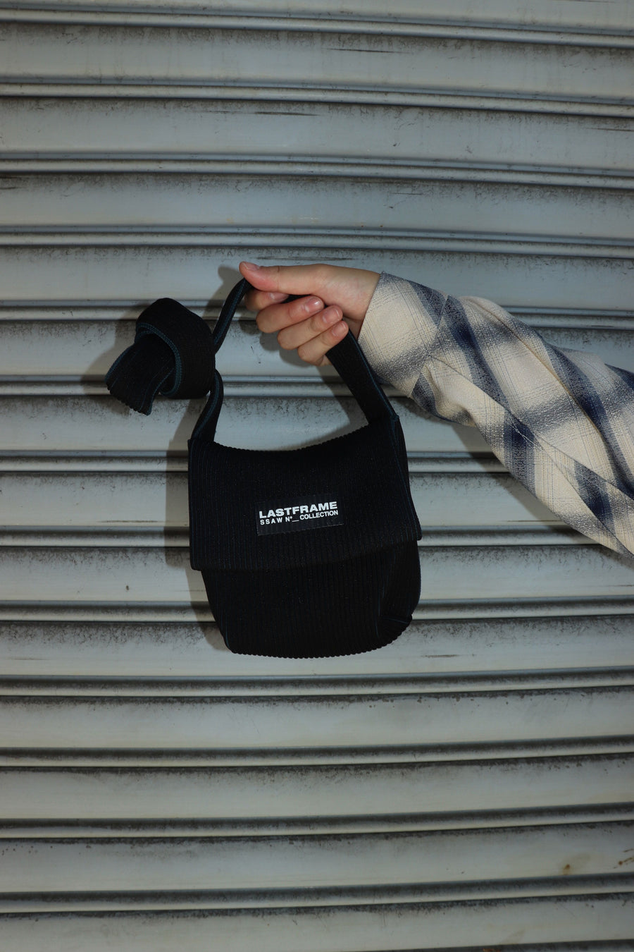 LASTFRAME  TWO TONE TIE BAG(BLACK-D.GREEN)