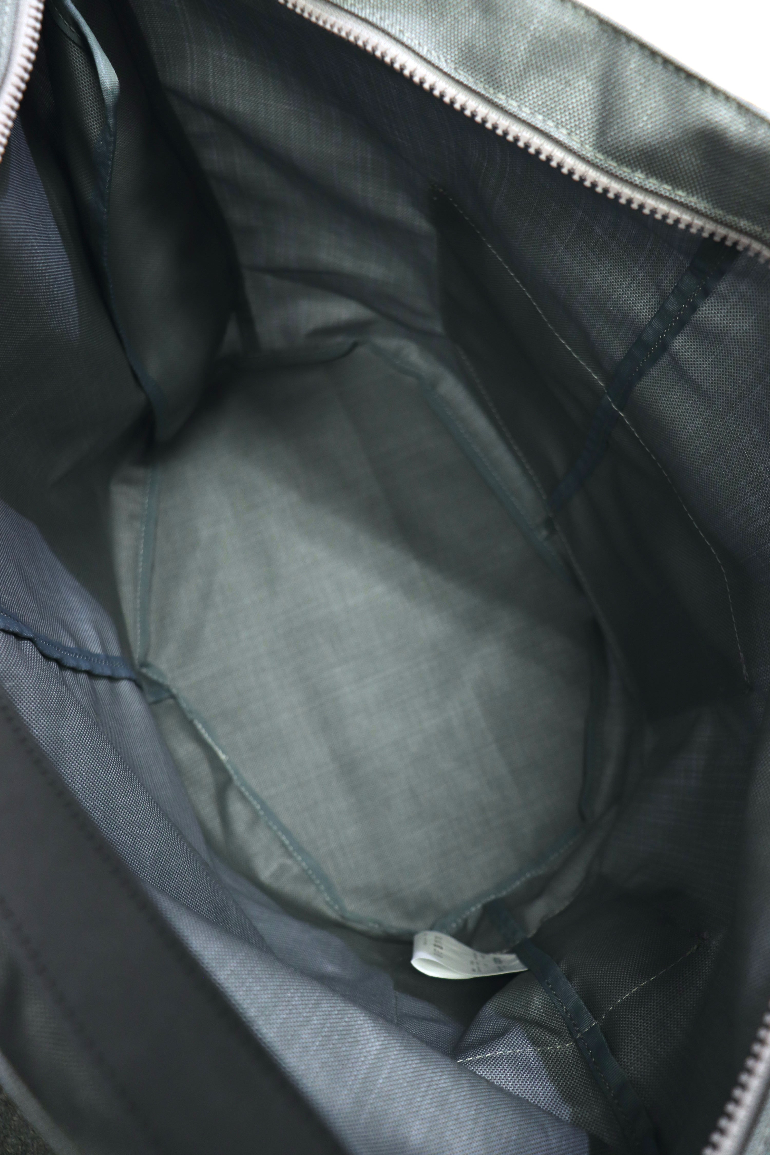 kudos(クードス)のKUDOS BODY BAG GRAYの通販｜PALETTE art aliveの 