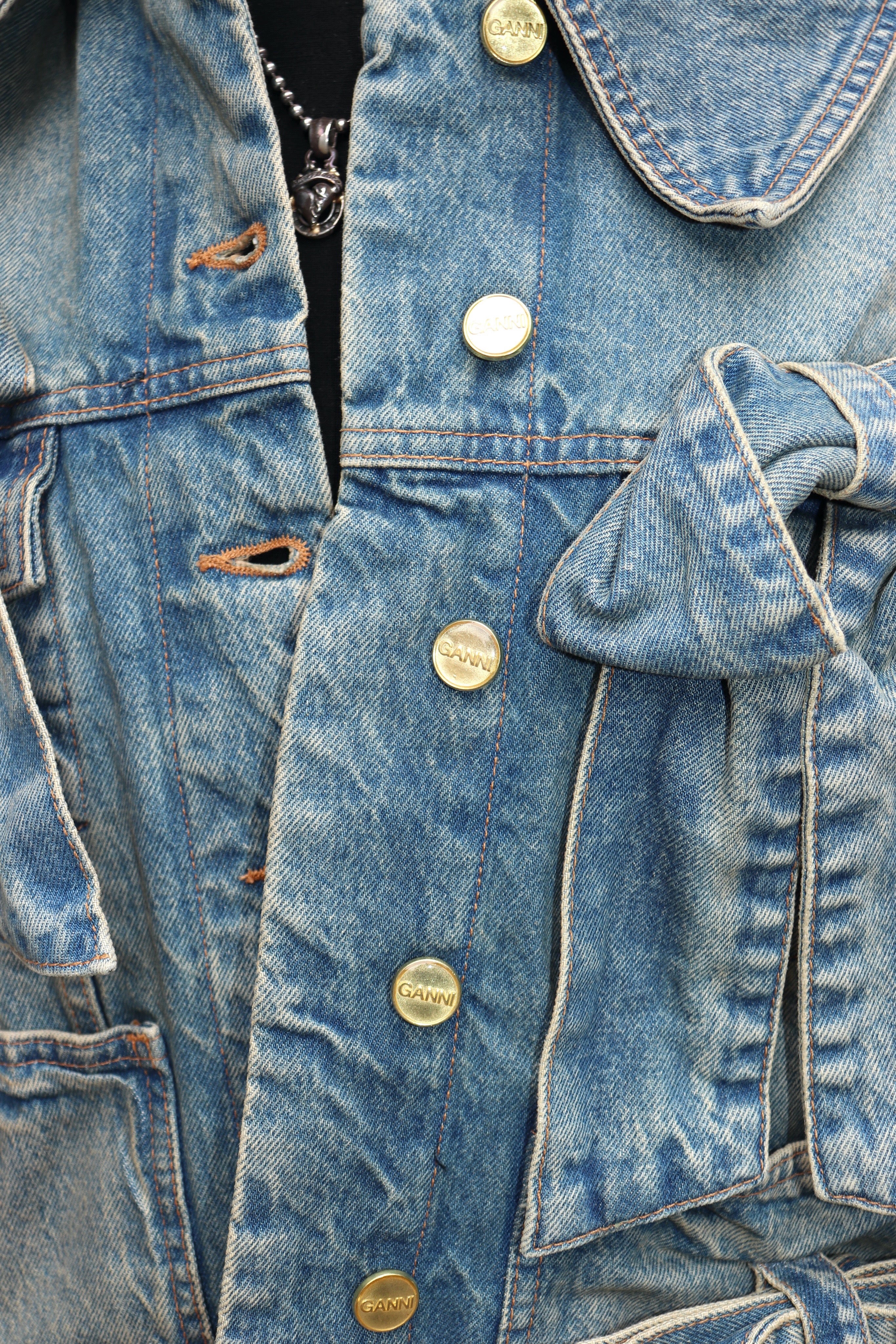 GANNI(ガニー)のTint Rigid Denim Bow Jacket Mid Blue Vintageの通販