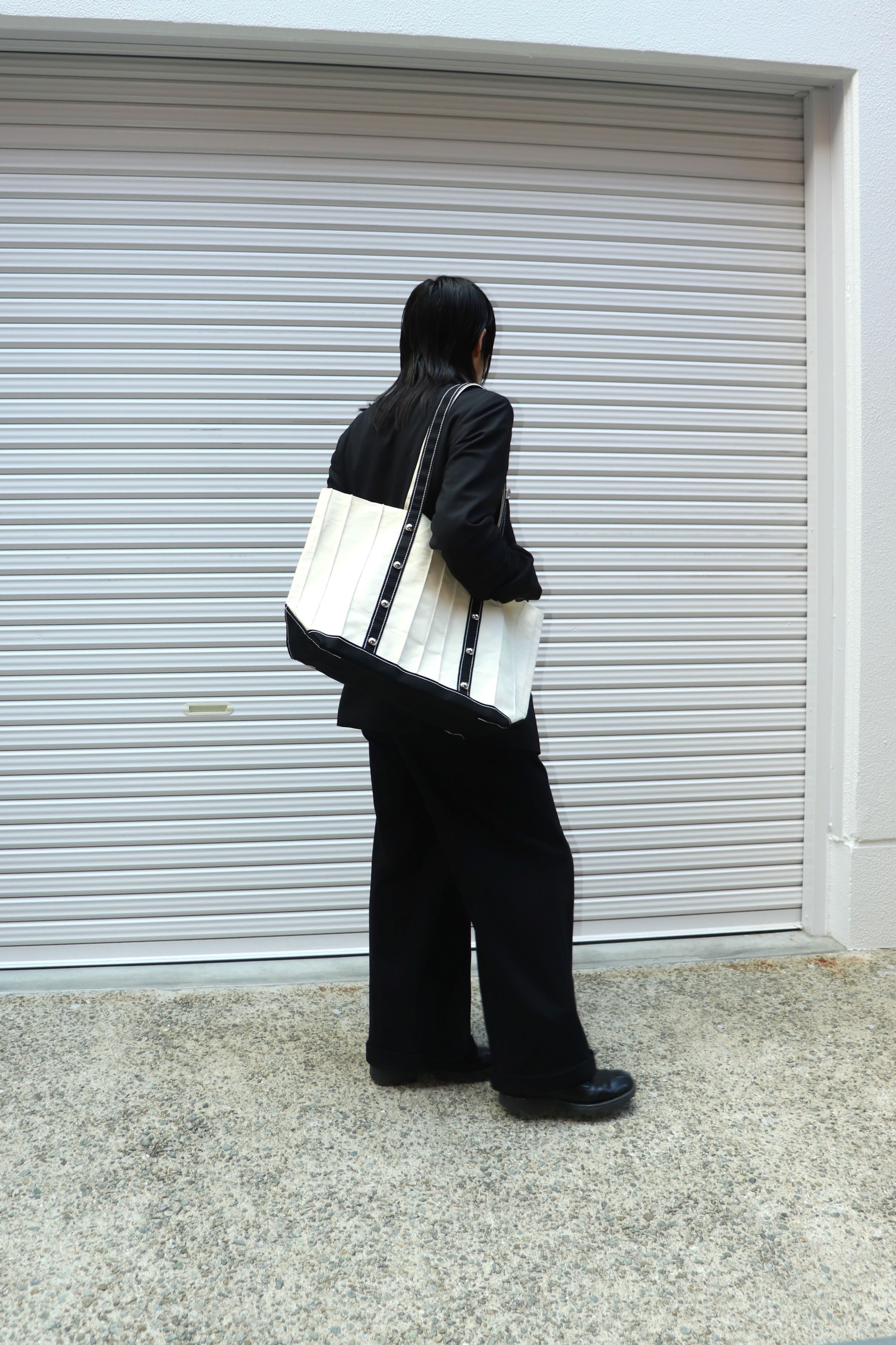 MASU(エムエーエスユー)のPLEATED TOTE BAG(バッグ)の通販｜PALETTE