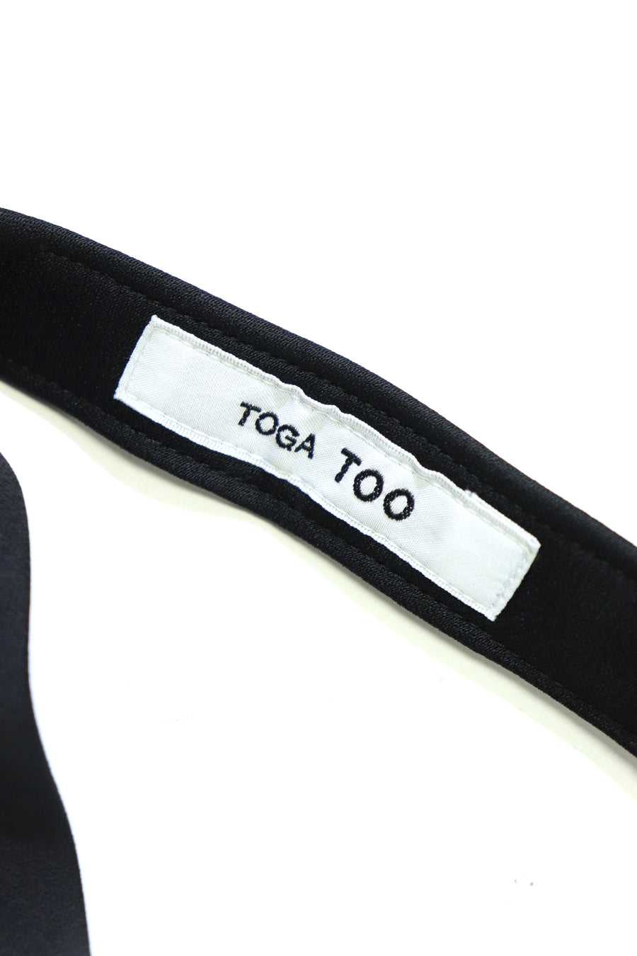 TOGA TOO  Metal ribbon tie(BLACK)