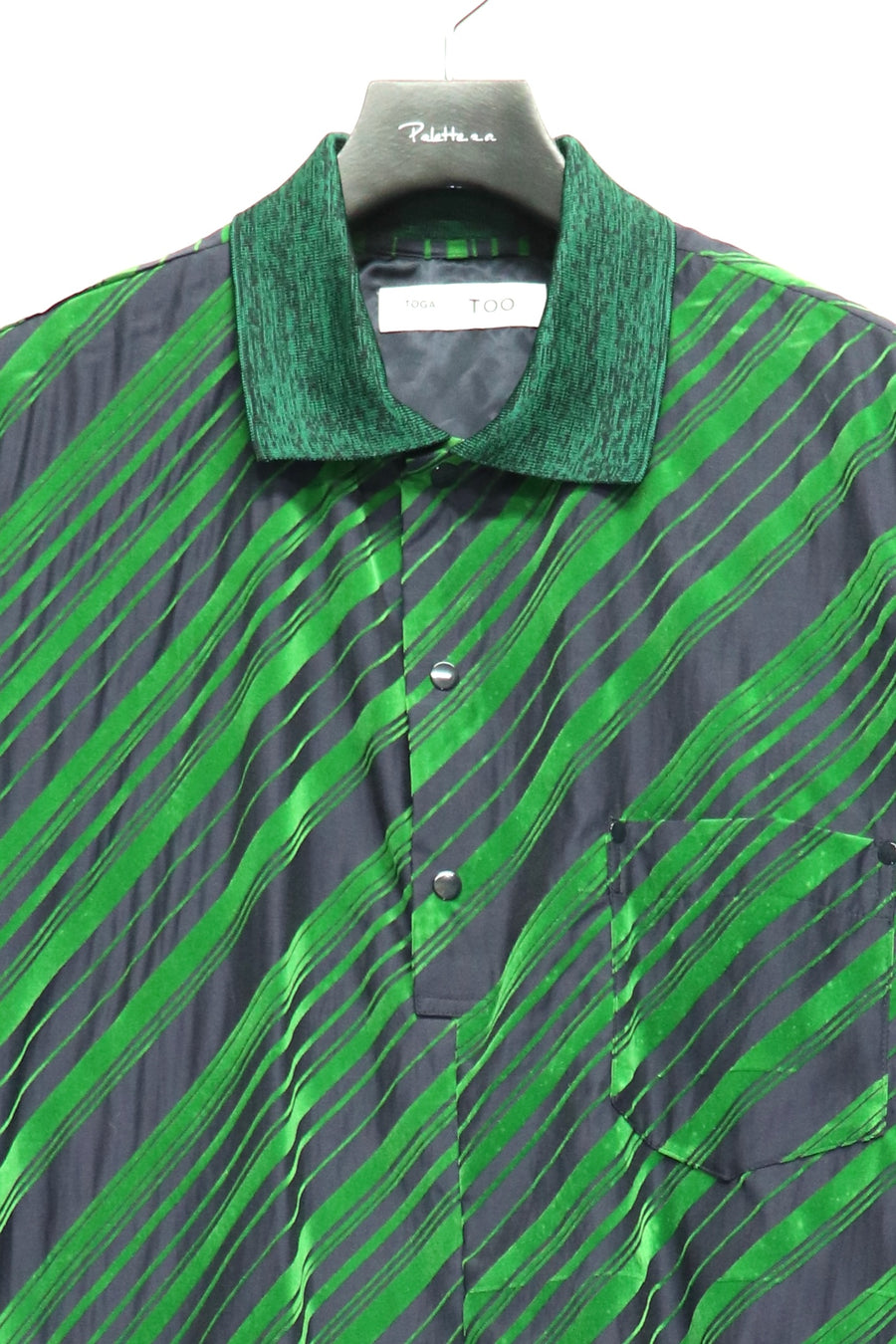 TOGA TOO  Flocky print S/S shirt(GREEN)