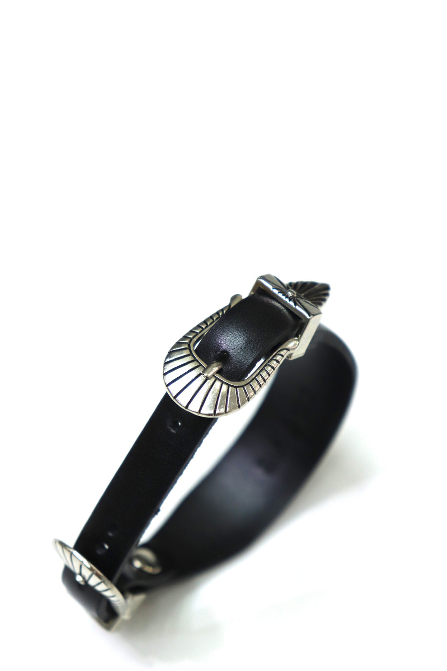 TOGA(トーガ)のNarrow double buckle bangleの通販｜PALETTE art alive